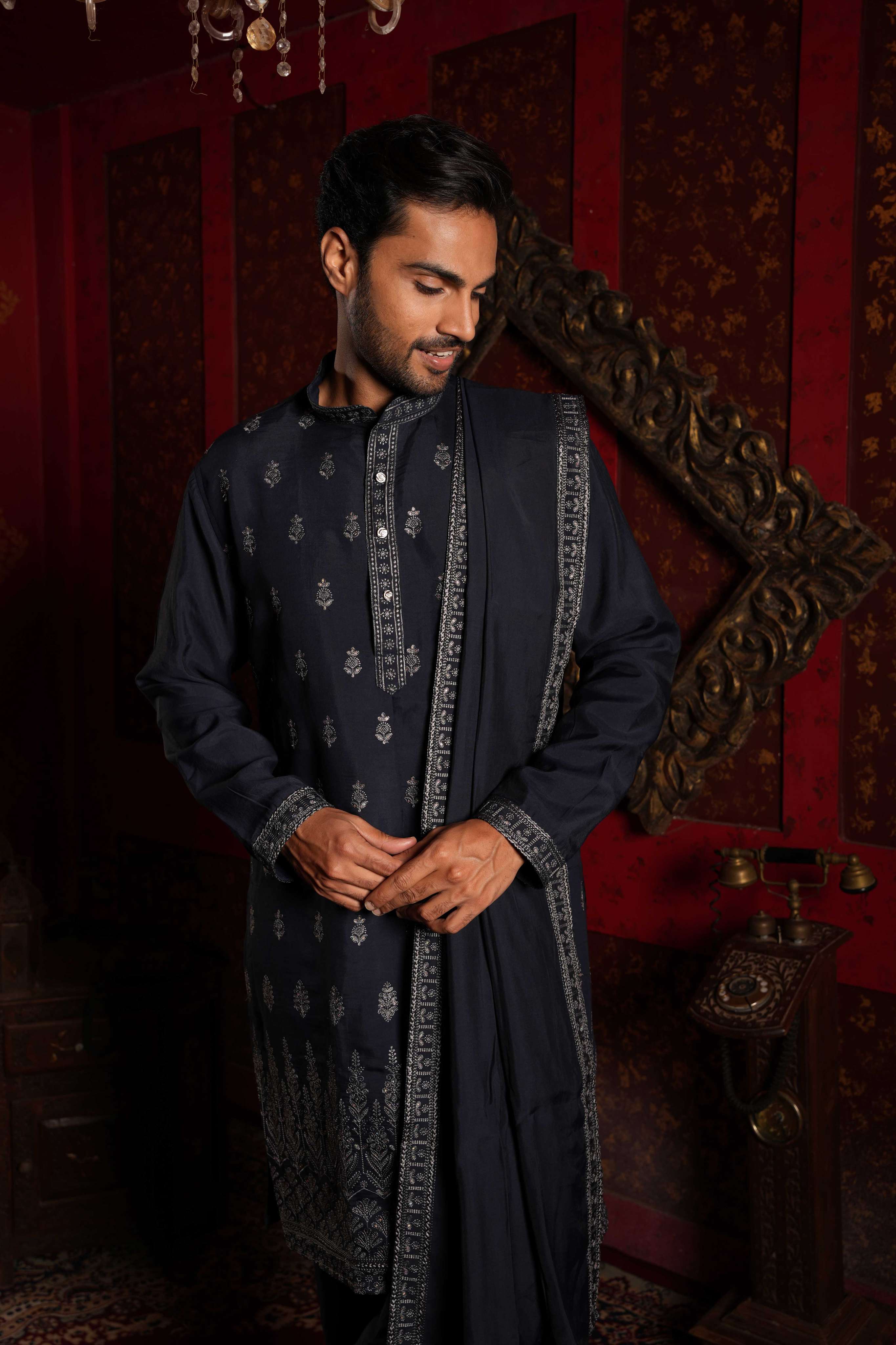 Navy Blue Vine Embroidery Kurta