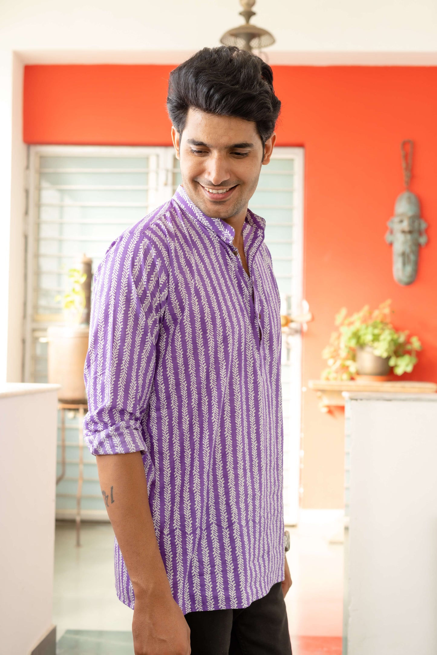 The Light Purple Floral Stripe Print Short Kurta