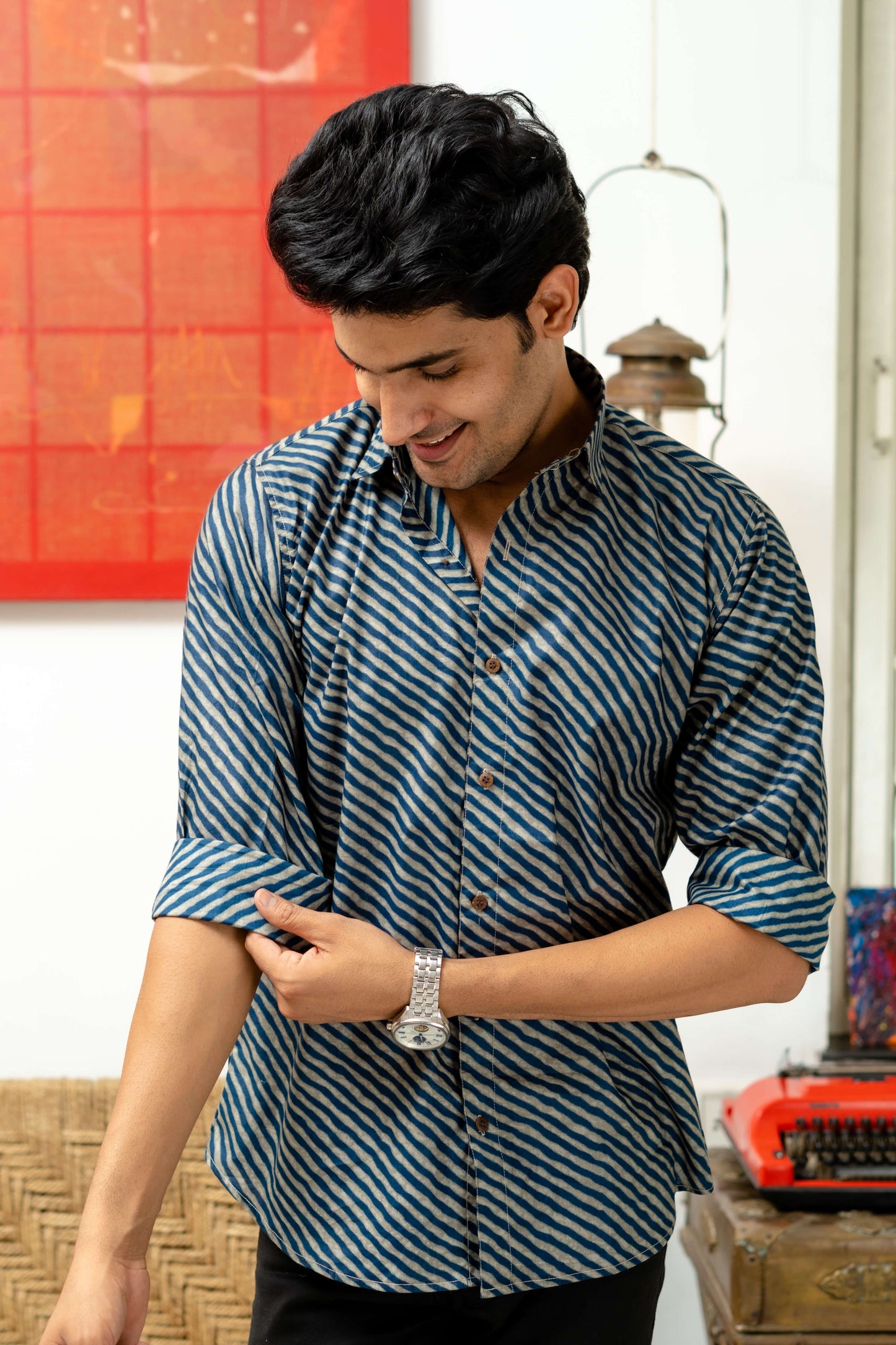 The Navy Blue And Brown Wavy Print Shirt