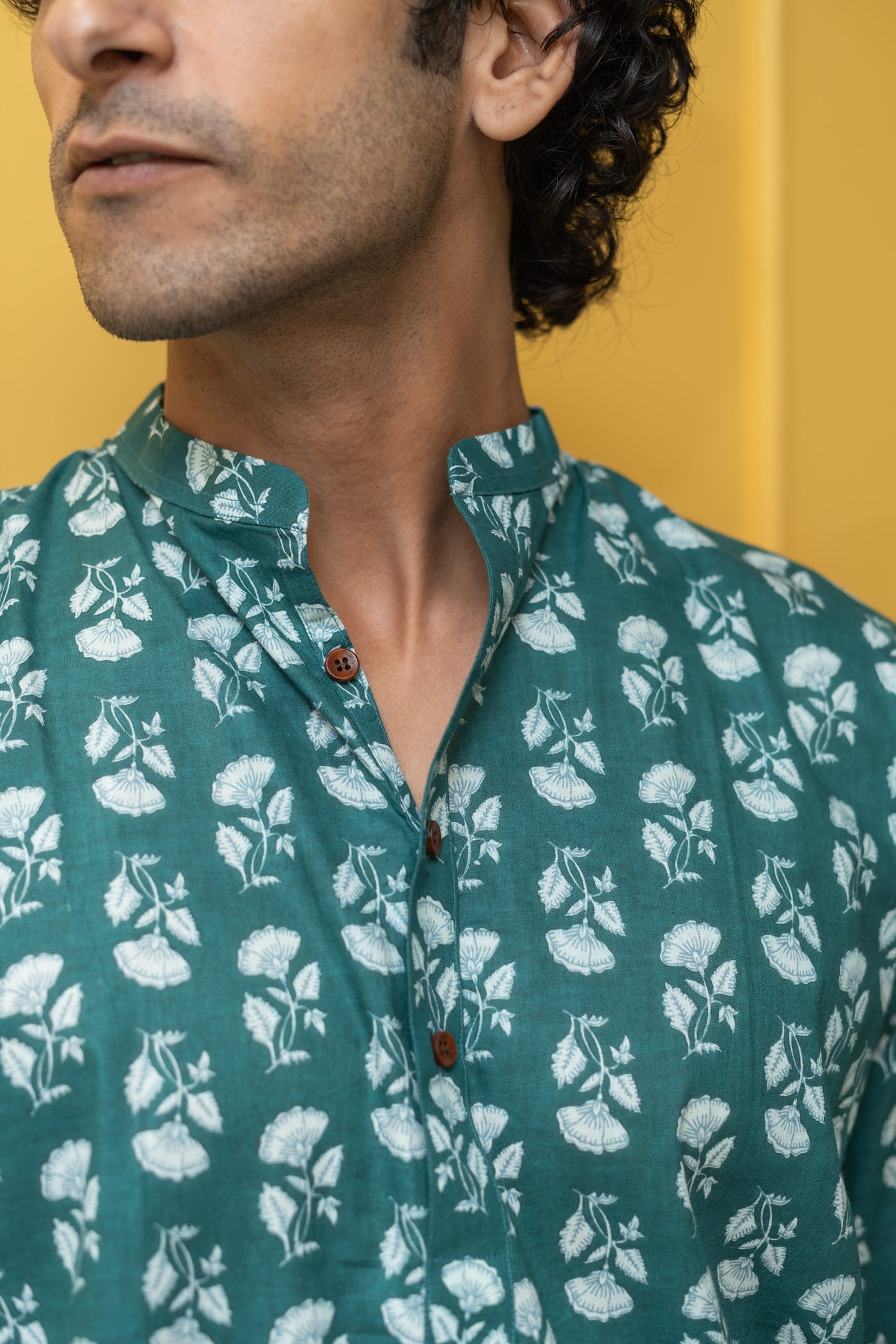 The Emerald Green White Flower Print Short Kurta