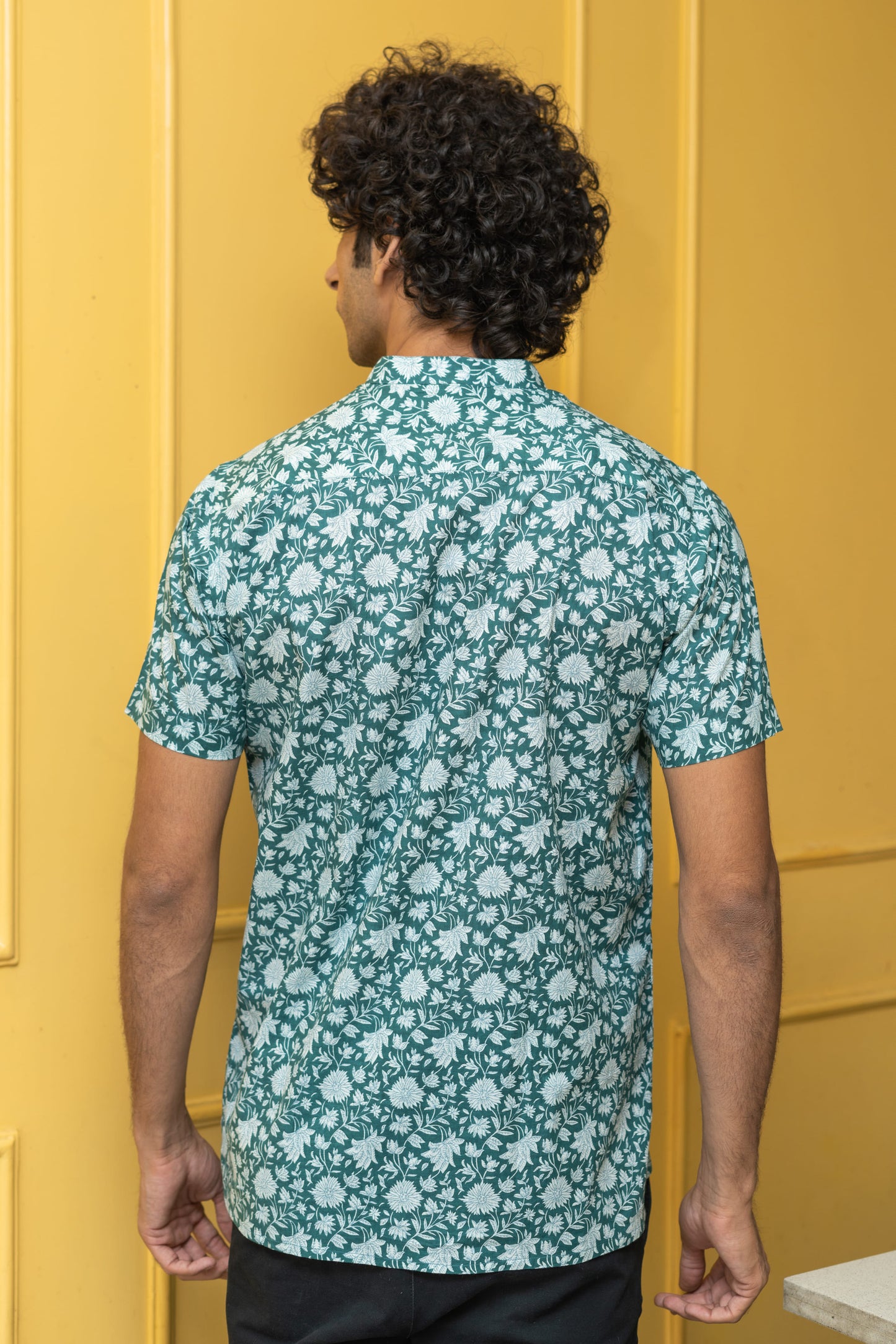 The Emerald Green All-Over Floral Print Half Sleeves Short Kurta