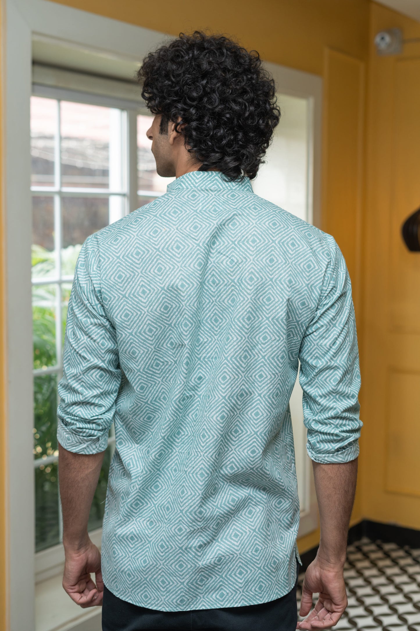 The Pastel Blue And White Geometric Print Short Kurta