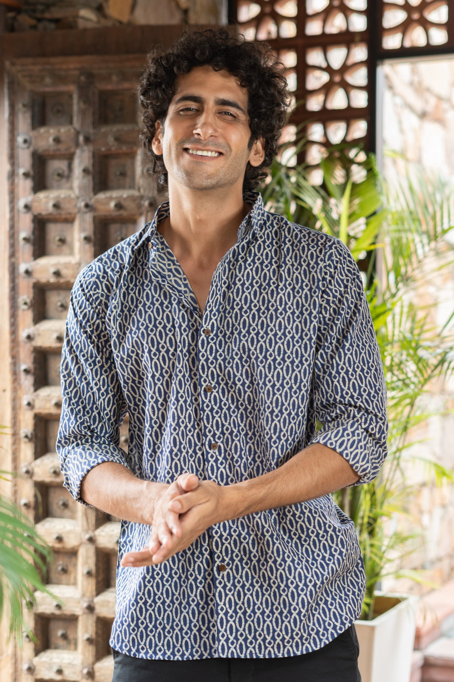 The Blue Spherical Geometric Print Shirt