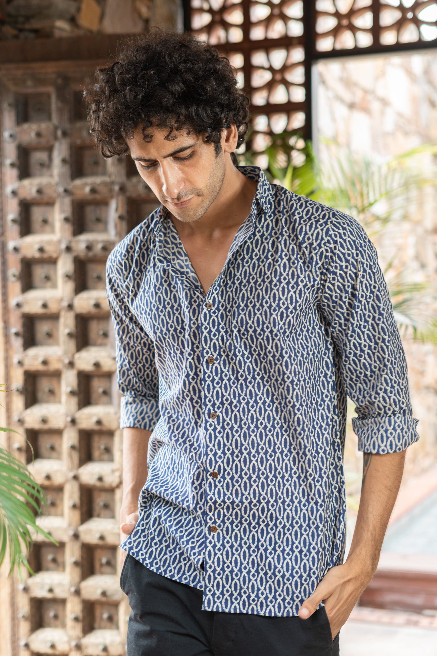 The Blue Spherical Geometric Print Shirt