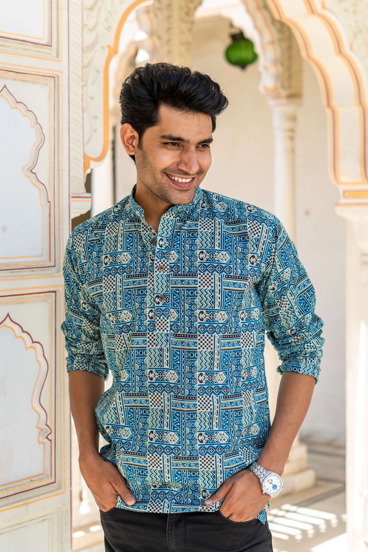Blue Short Kurta With Geometric Print