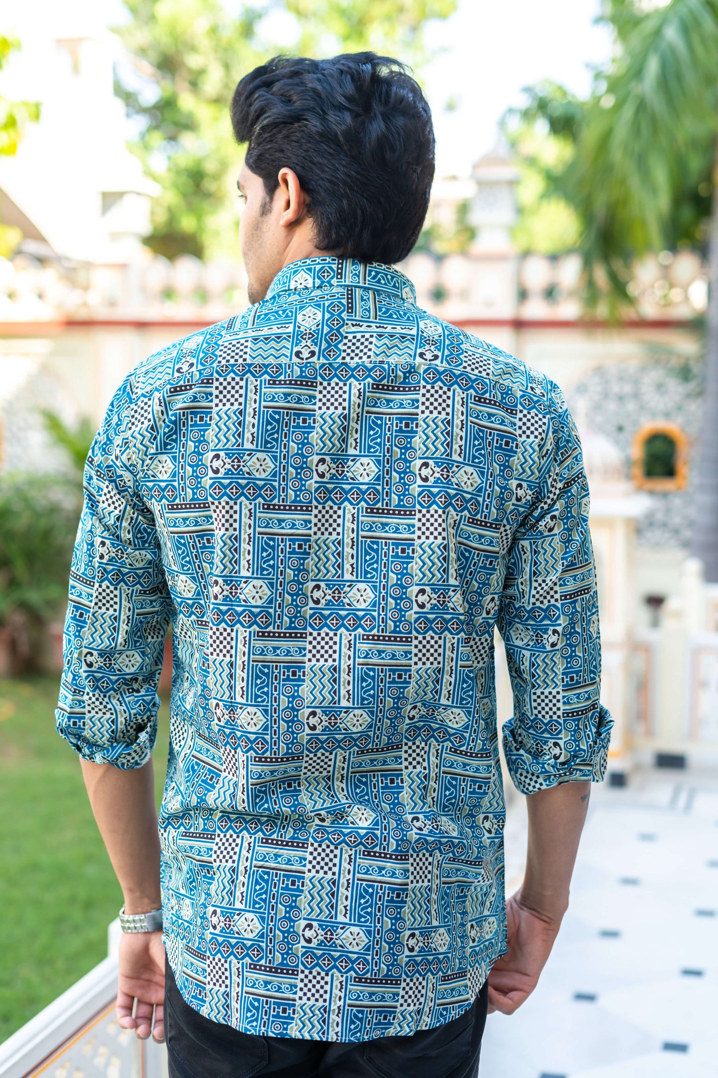 The Blue And White Traditional Geometric Print Shirt