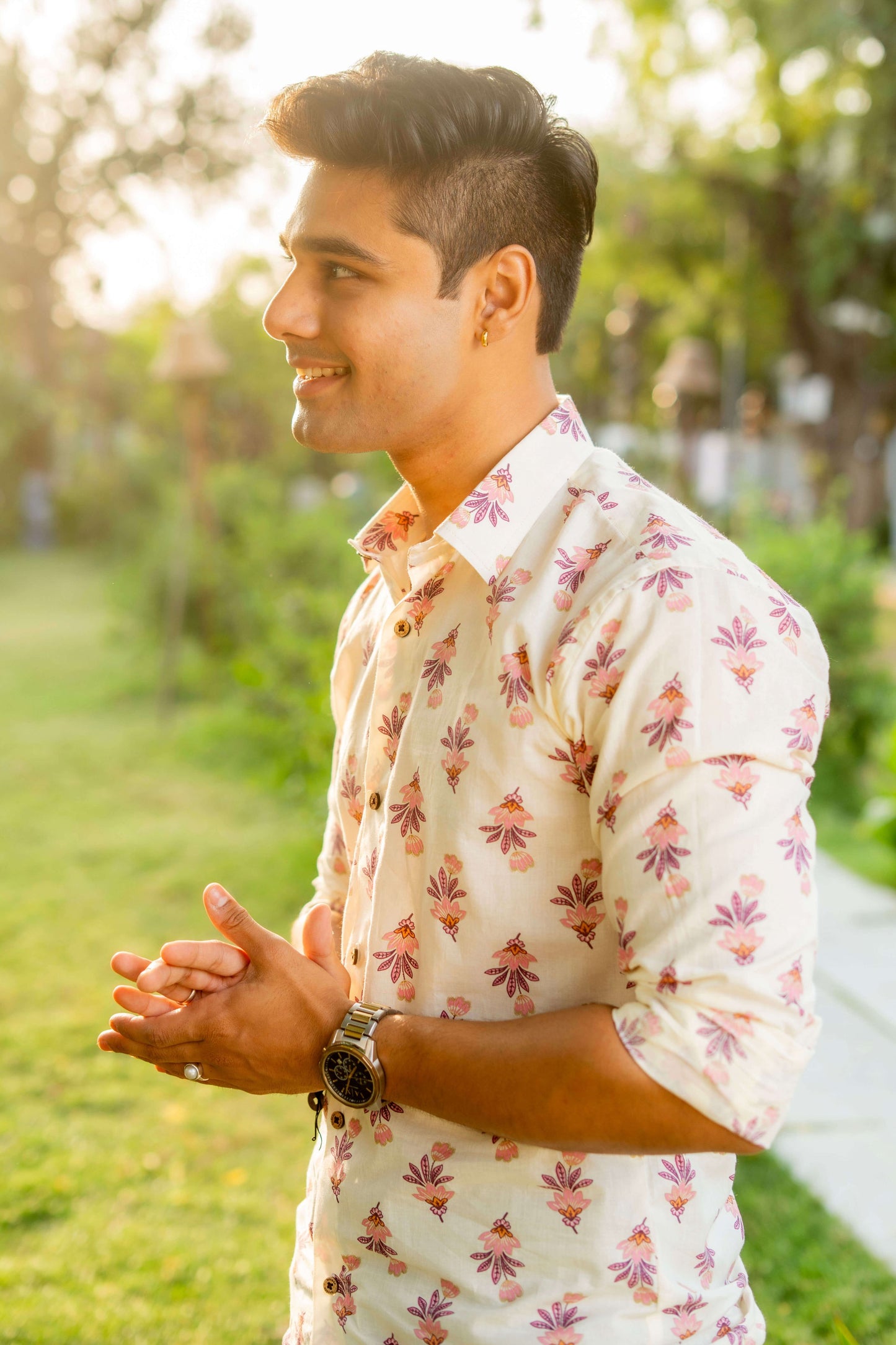 The Daisy White Shirt with Pink Flower Foil Print