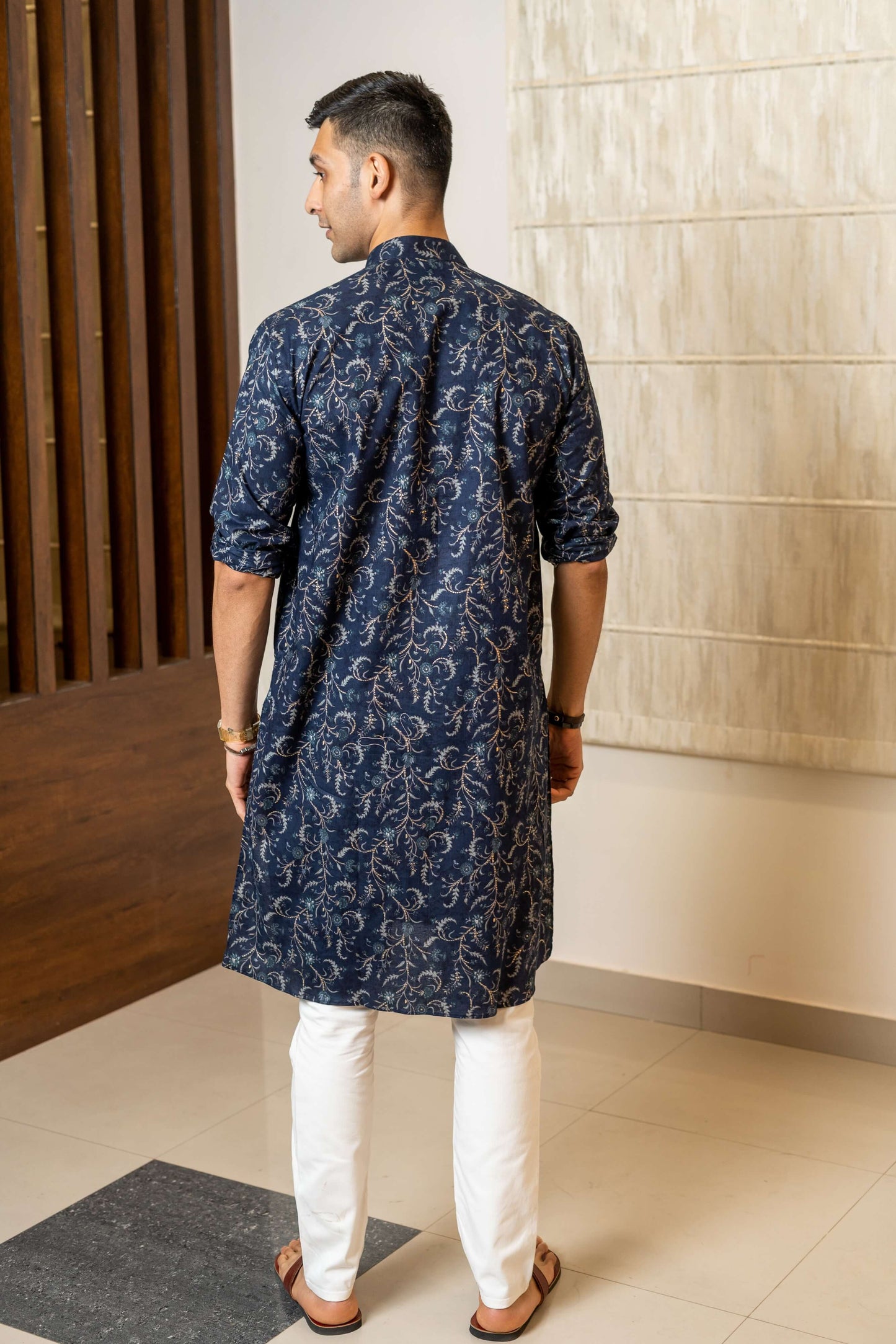 The Muslin Navy Blue Foil Print Long Kurta