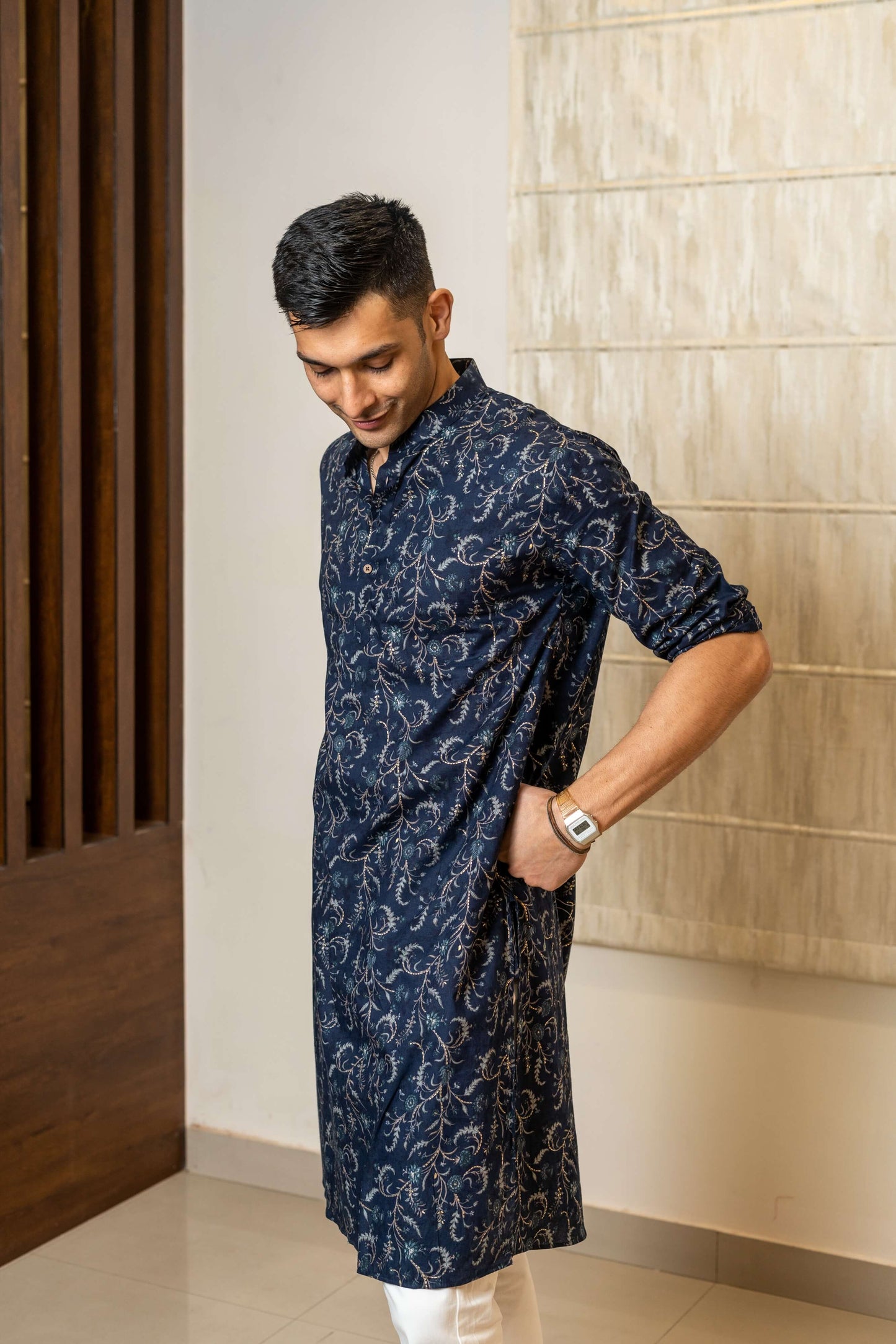 The Muslin Navy Blue Foil Print Long Kurta
