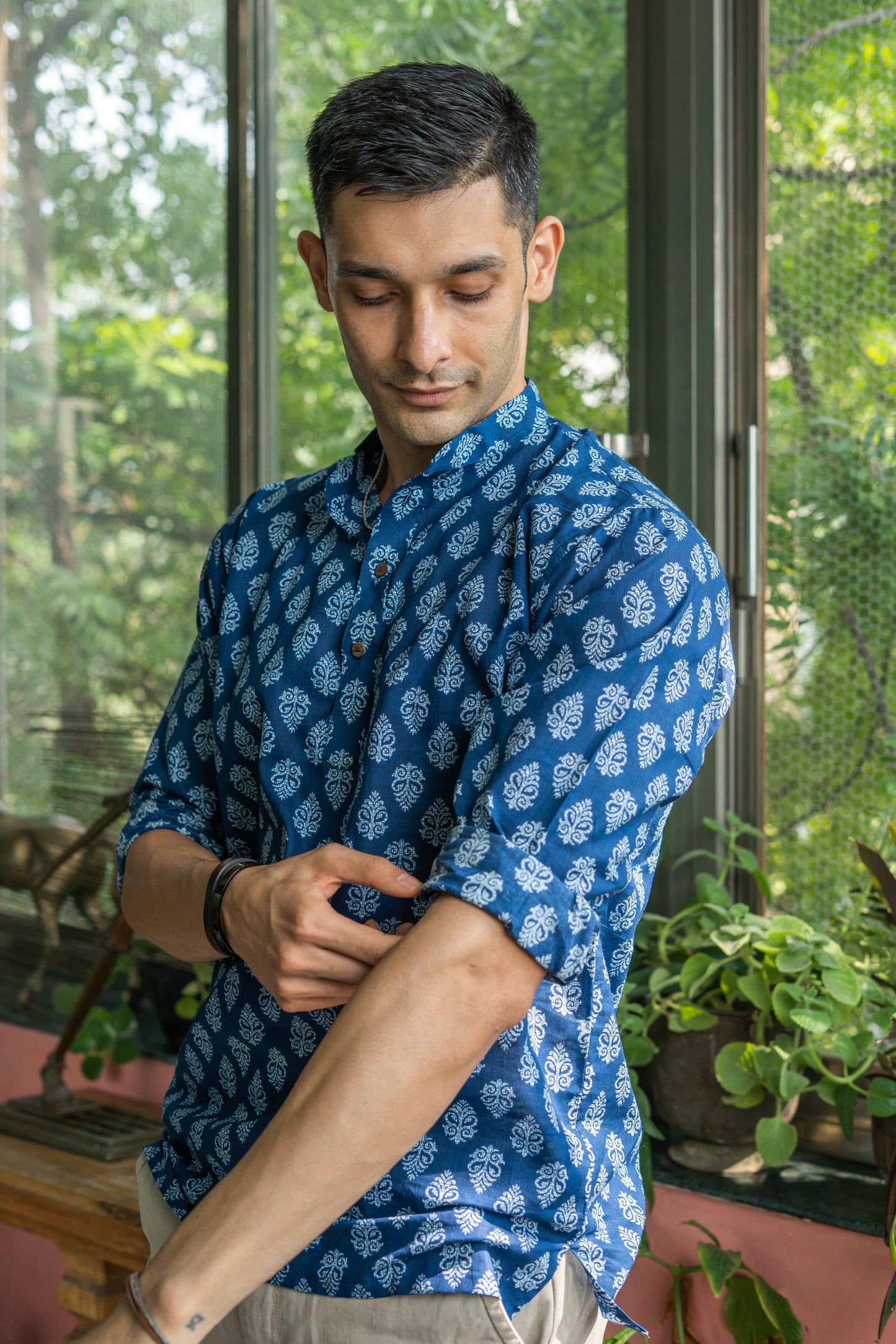 The Indigo Blue White Flower Print Short Kurta