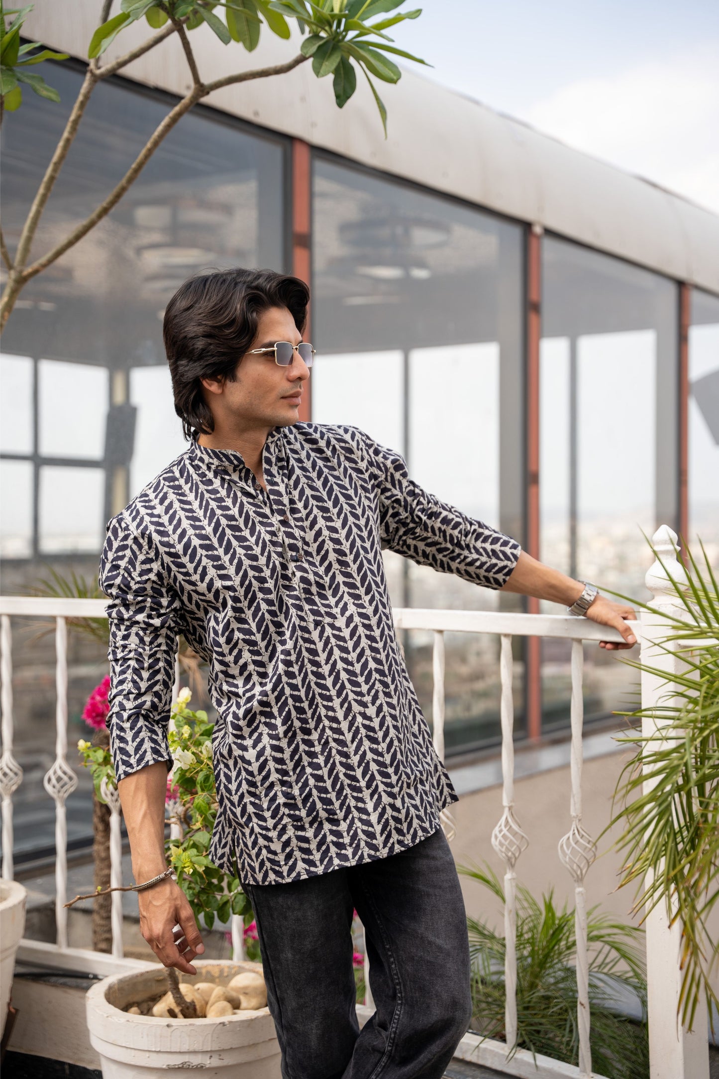 The Black Petal Stripe Print Short Kurta