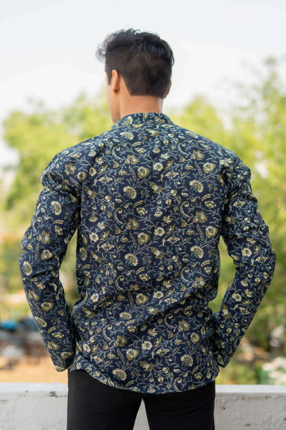 The Yale Blue Short Kurta With Floral Batik Print