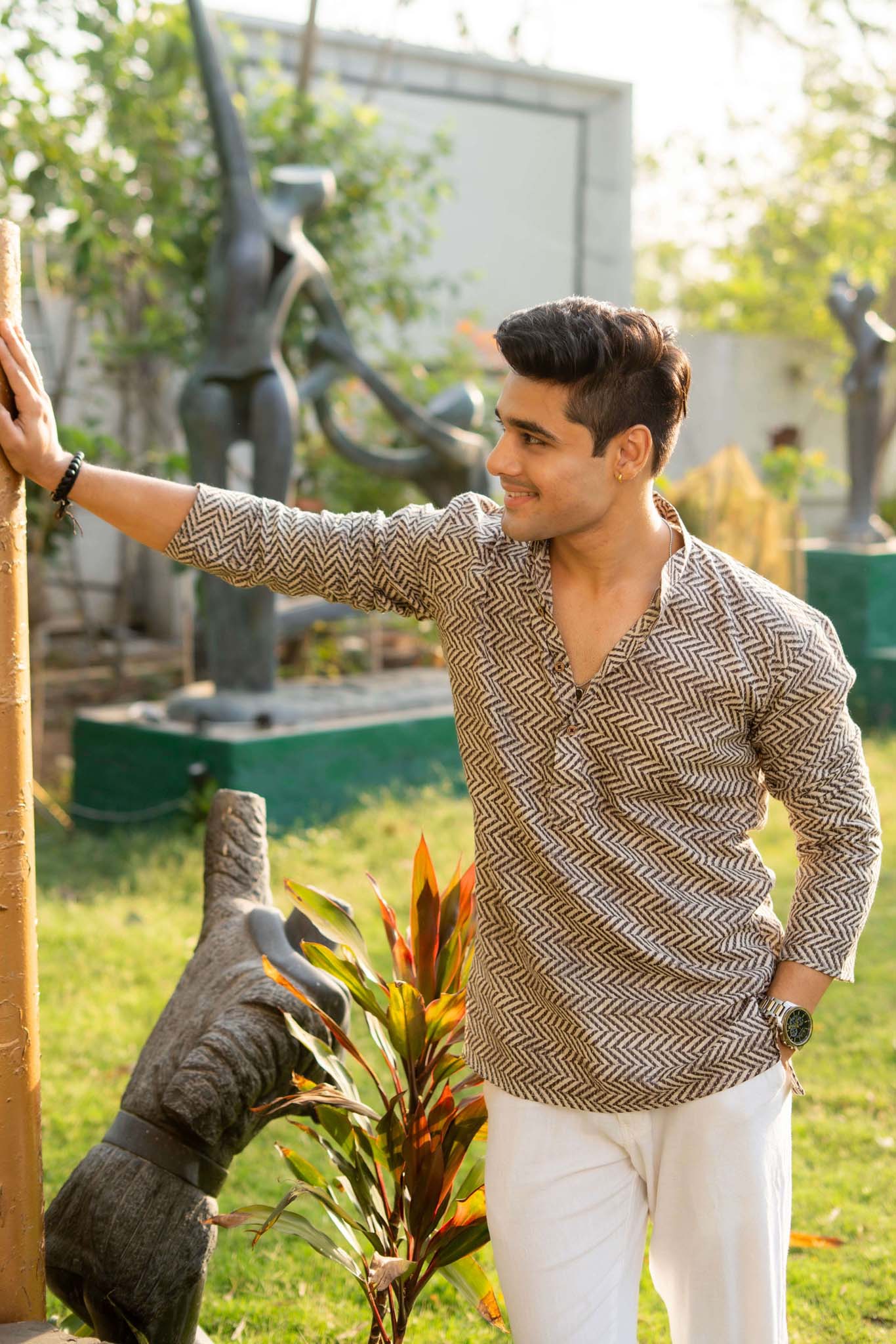 The Light Grey Kantha Work Short Kurta with Cedar Color Zig Zag Print