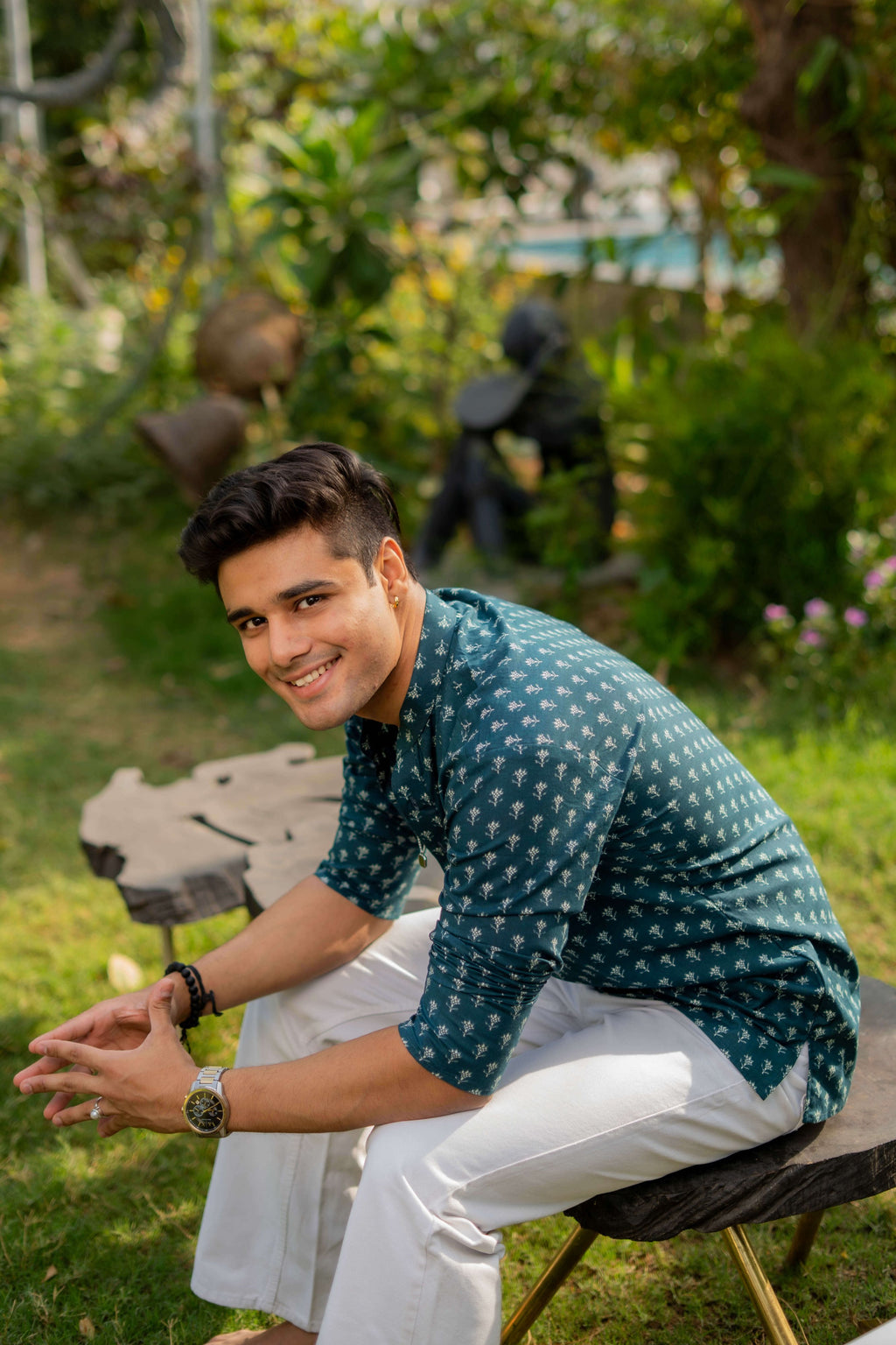 The Bottle Green Short Kurta With White Butti Print