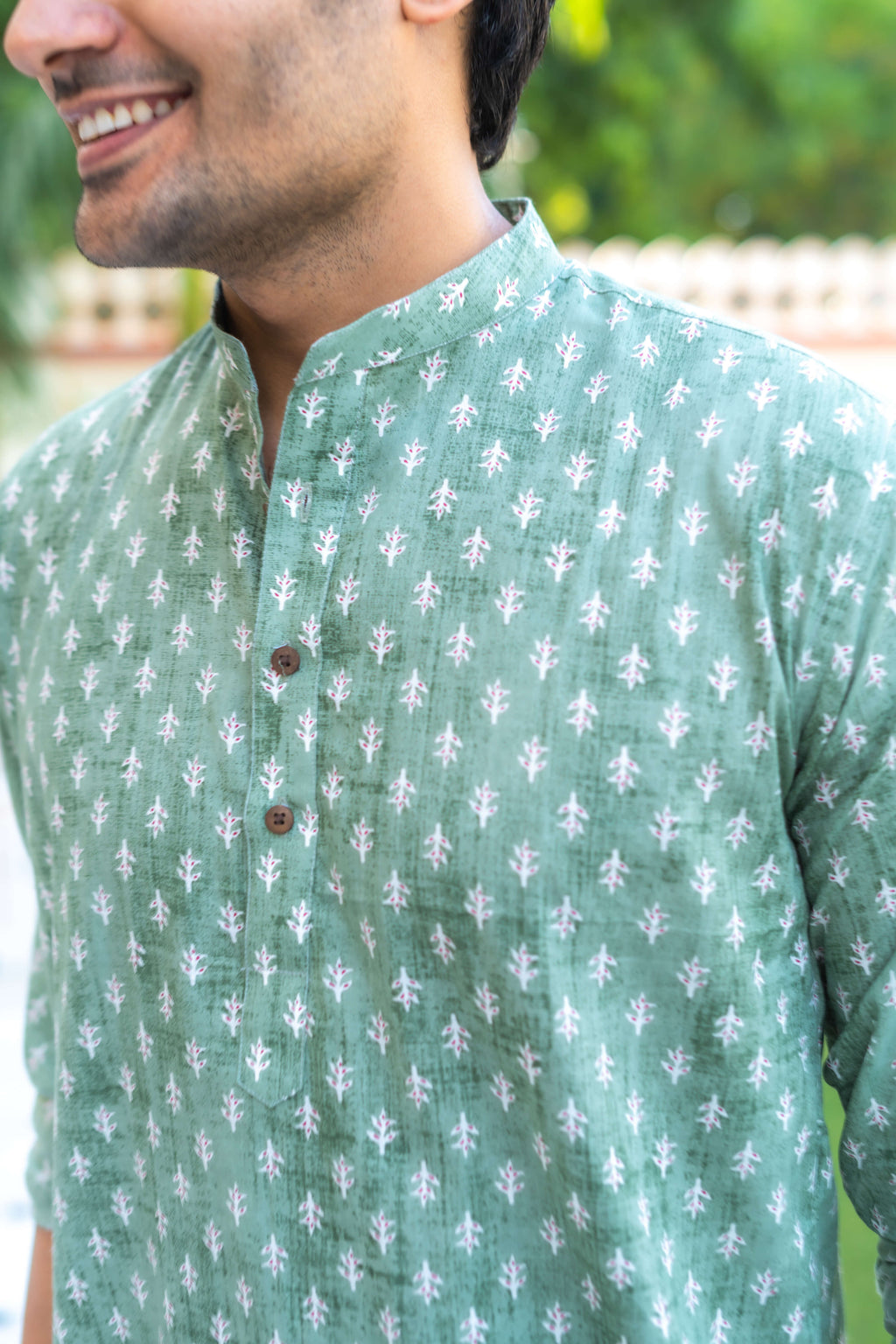 men's green color short kurta