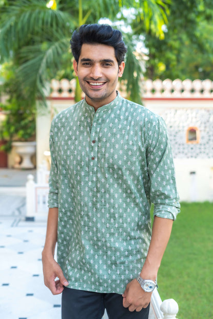 The Forest Green Short Kurta With Floral Butti Print