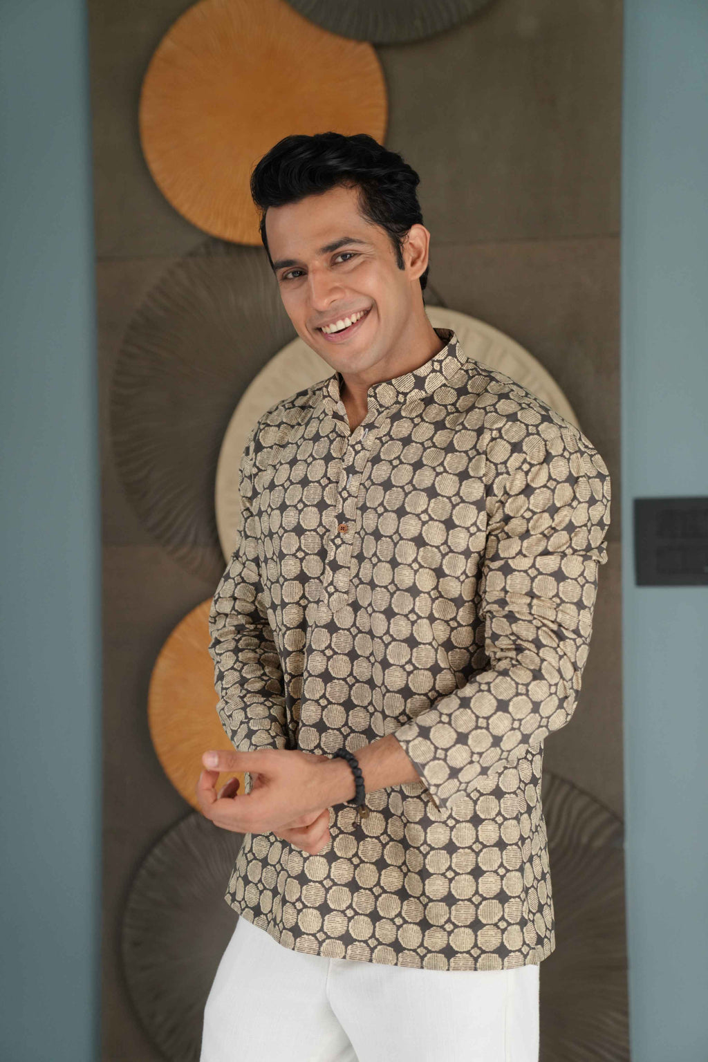 The Pebble Grey Short Kurta With Circle Pattern