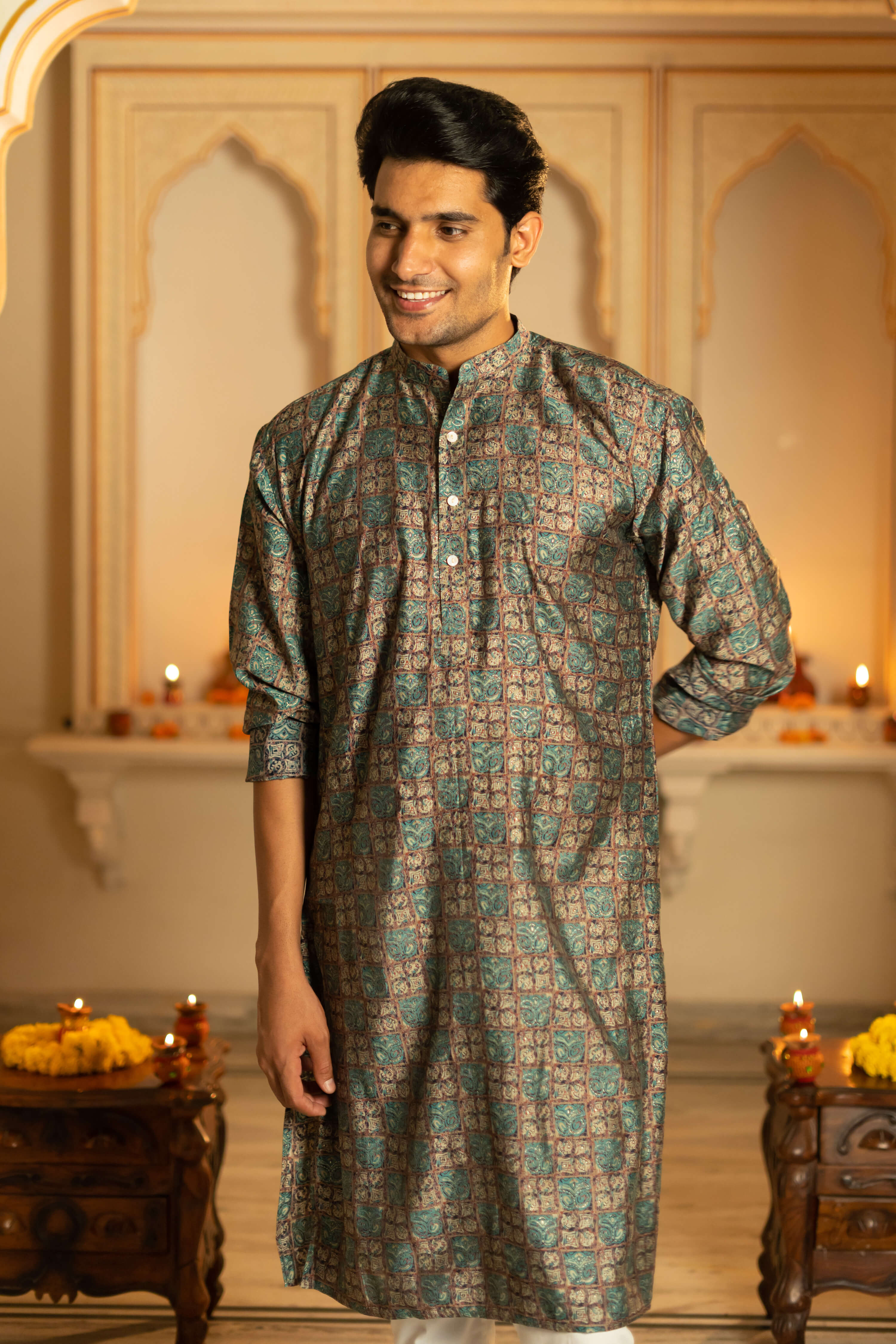 The Muslin Sea Green And Off-White Tribal Print Long Kurta