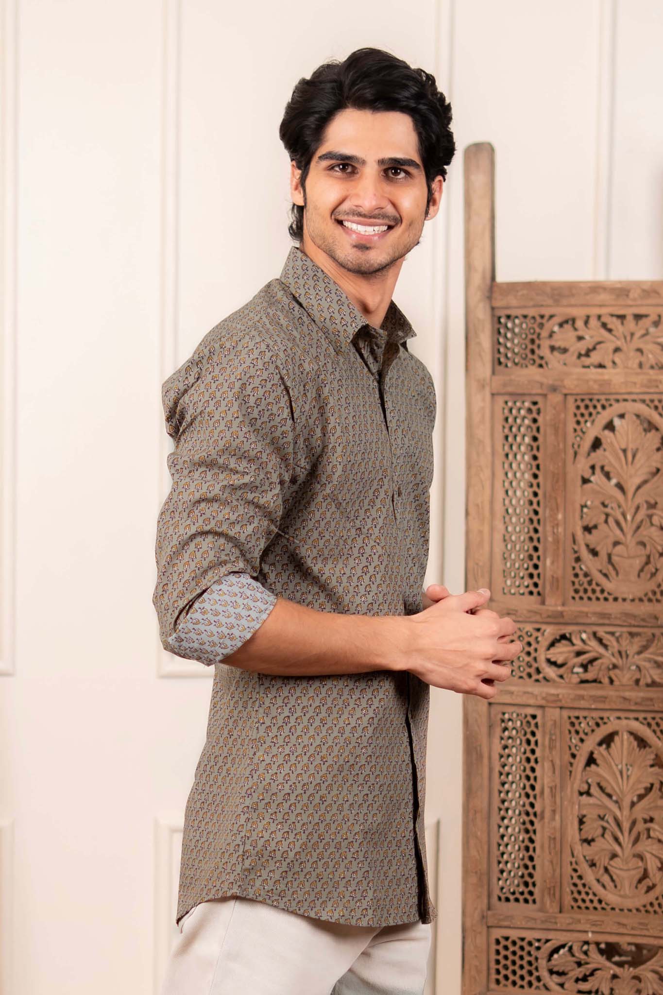 The Fossil Grey Paisley Motif Shirt