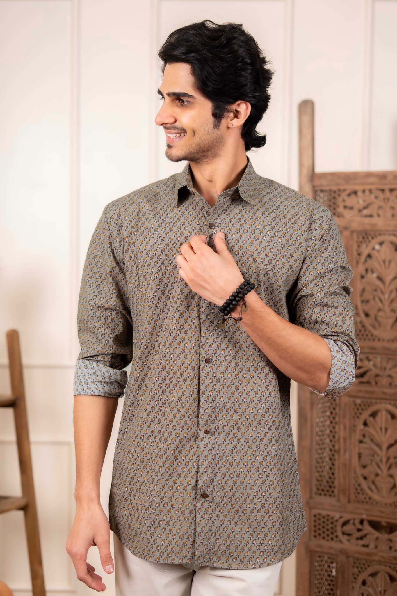 The Fossil Grey Paisley Motif Shirt