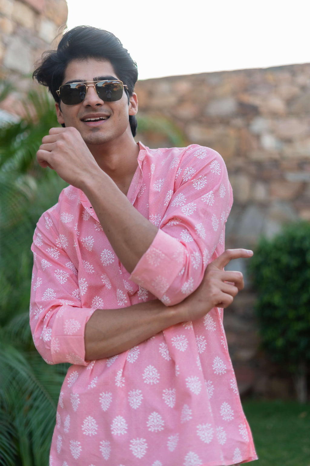 The Pink Short Kurta With Floral Geometric Print