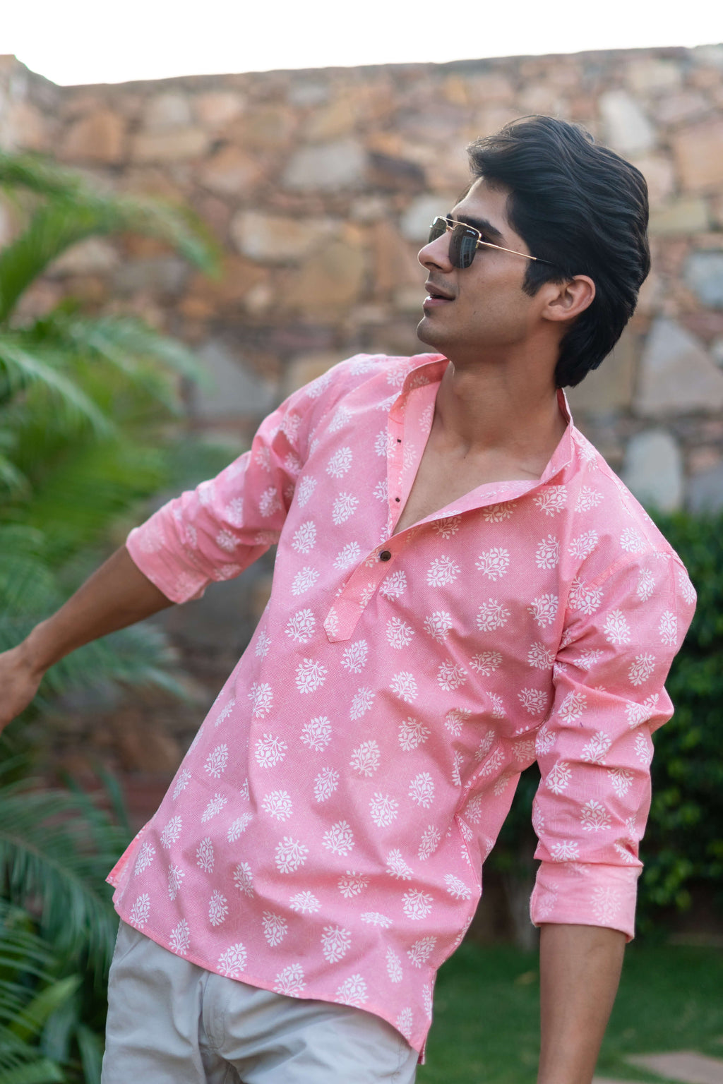 The Pink Short Kurta With Floral Geometric Print