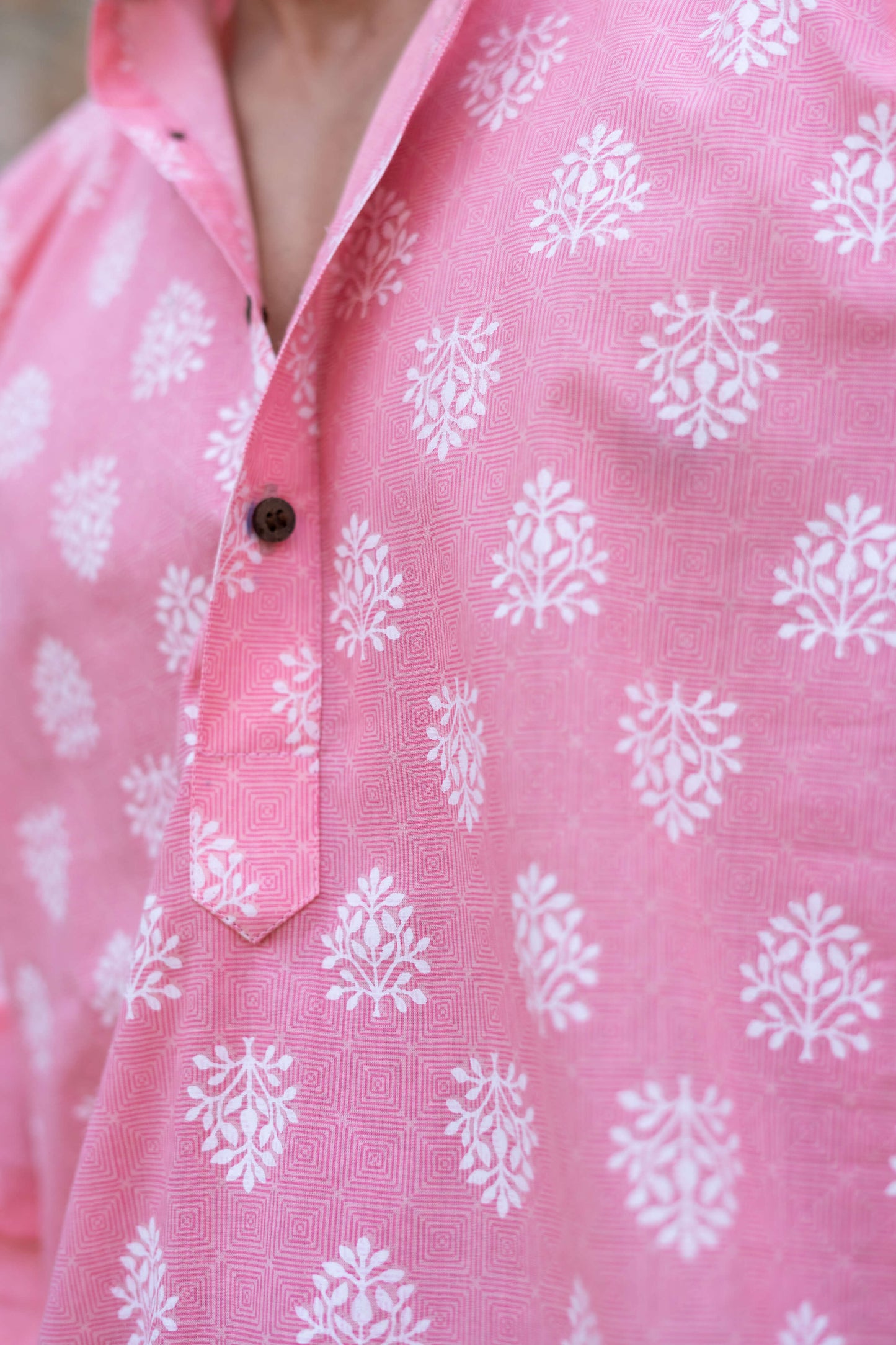 The Pink Short Kurta With Floral Geometric Print