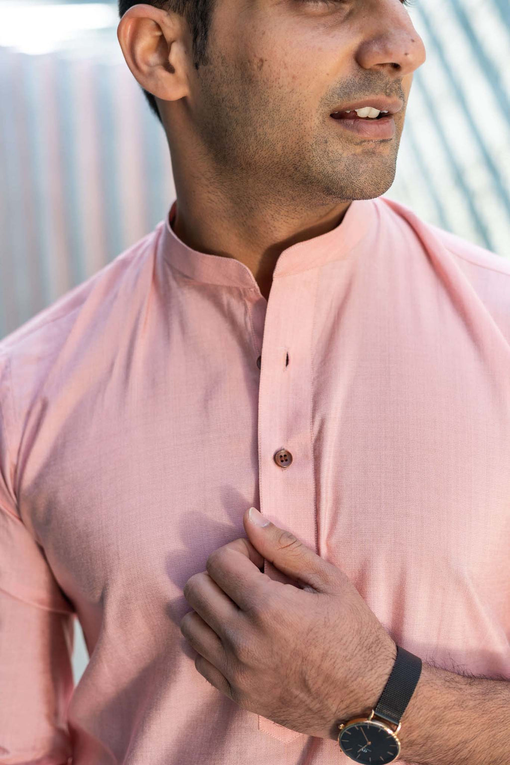 The Solid Short Kurta In A Pastel Pink Colour