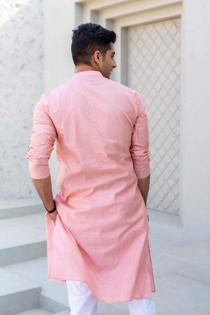 The Solid Long Kurta In A Pastel Pink Colour