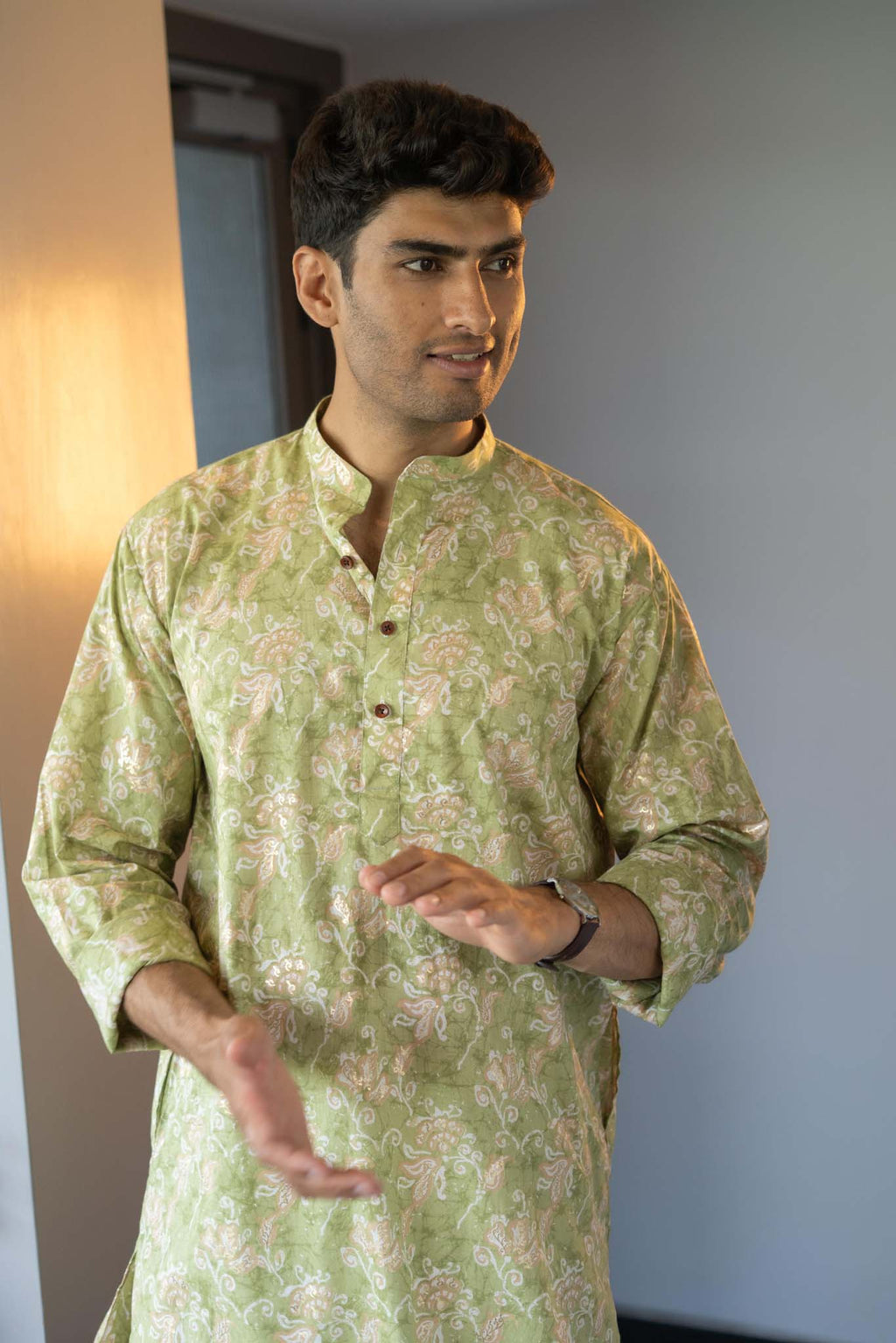 The Marble Green All-Over Floral Print Long Kurta With Foil Work