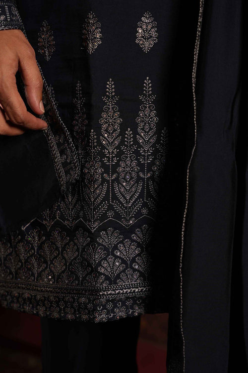 Navy Blue Vine Embroidery Kurta