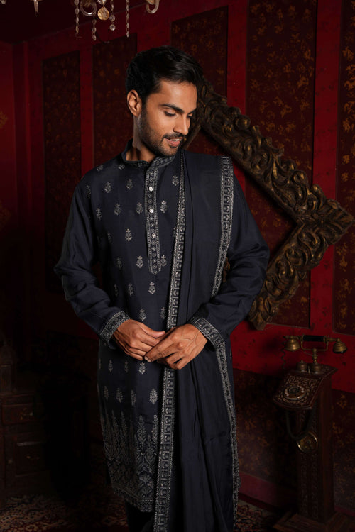 Navy Blue Vine Embroidery Kurta