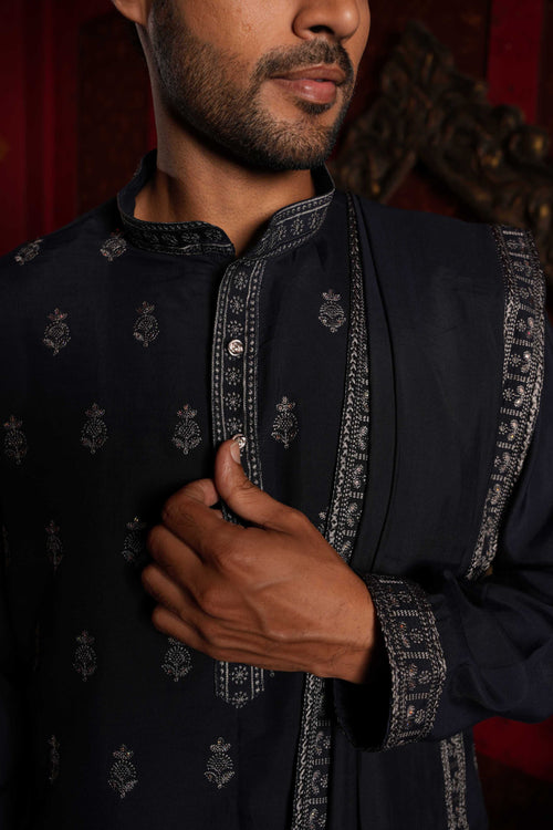 Navy Blue Vine Embroidery Kurta