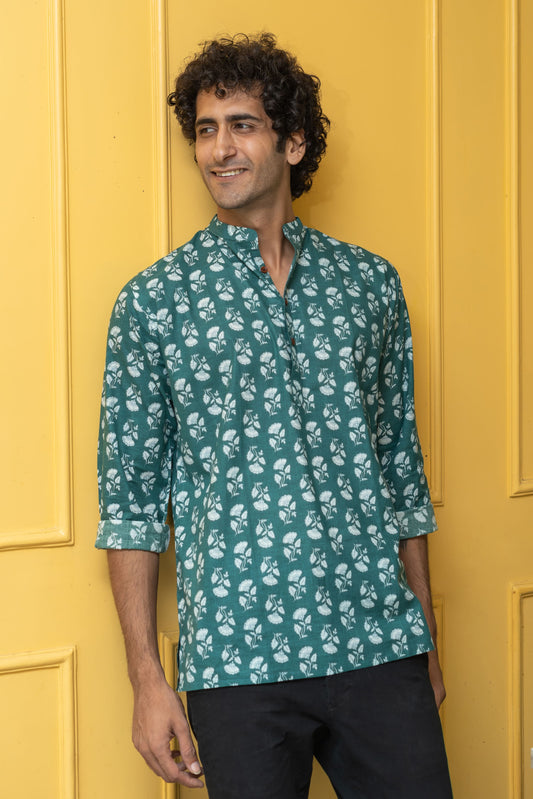 The Emerald Green White Flower Print Short Kurta