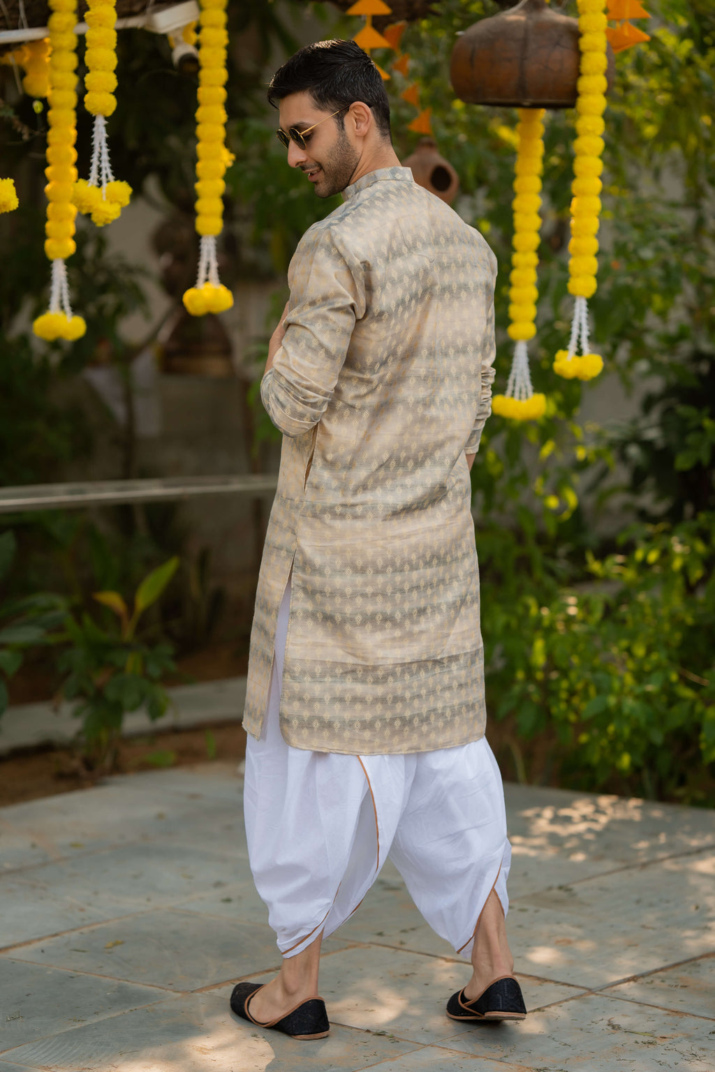 The Chrome and Silver Grey Long Kurta with Self Butti Work