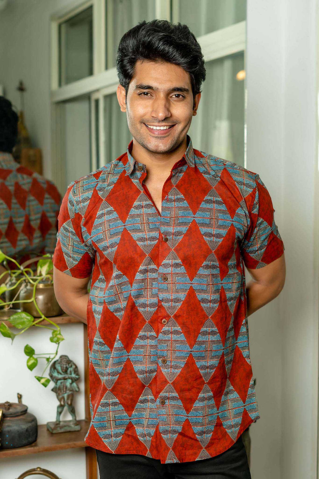 The Diamond Shaped Tribal Print Half Sleeves Shirt In Brick Color
