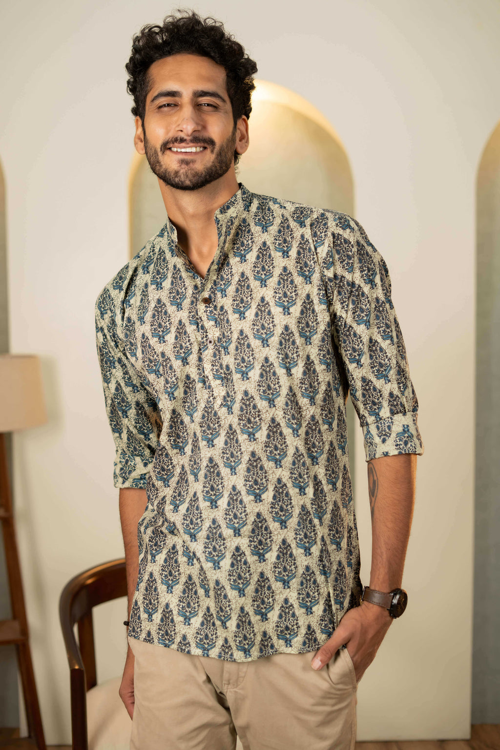 The Aloe Green Short Kurta With Blue Mughal Print