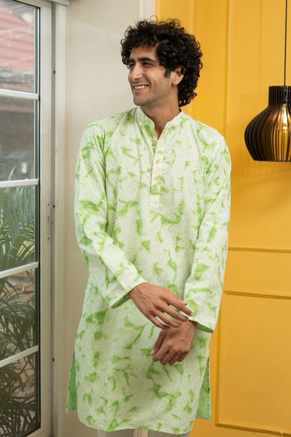 Green Chikankari Kurta For Men With Tie-Dye Print