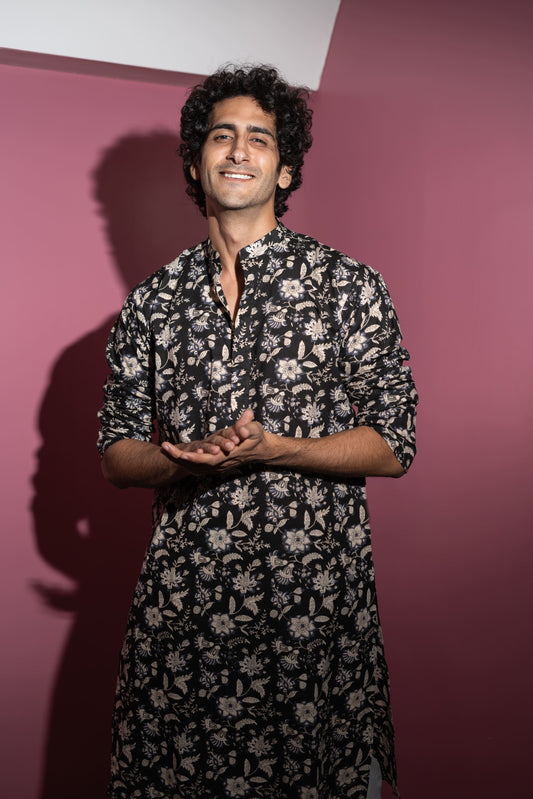 The Black And Off-White Long Kurta With All-Over Floral Print