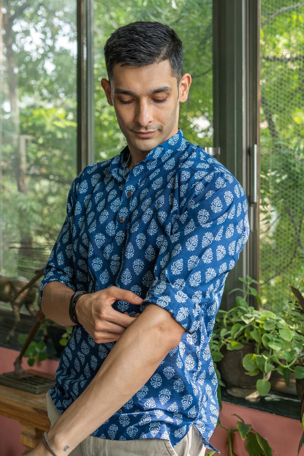 The Indigo Blue White Flower Print Short Kurta