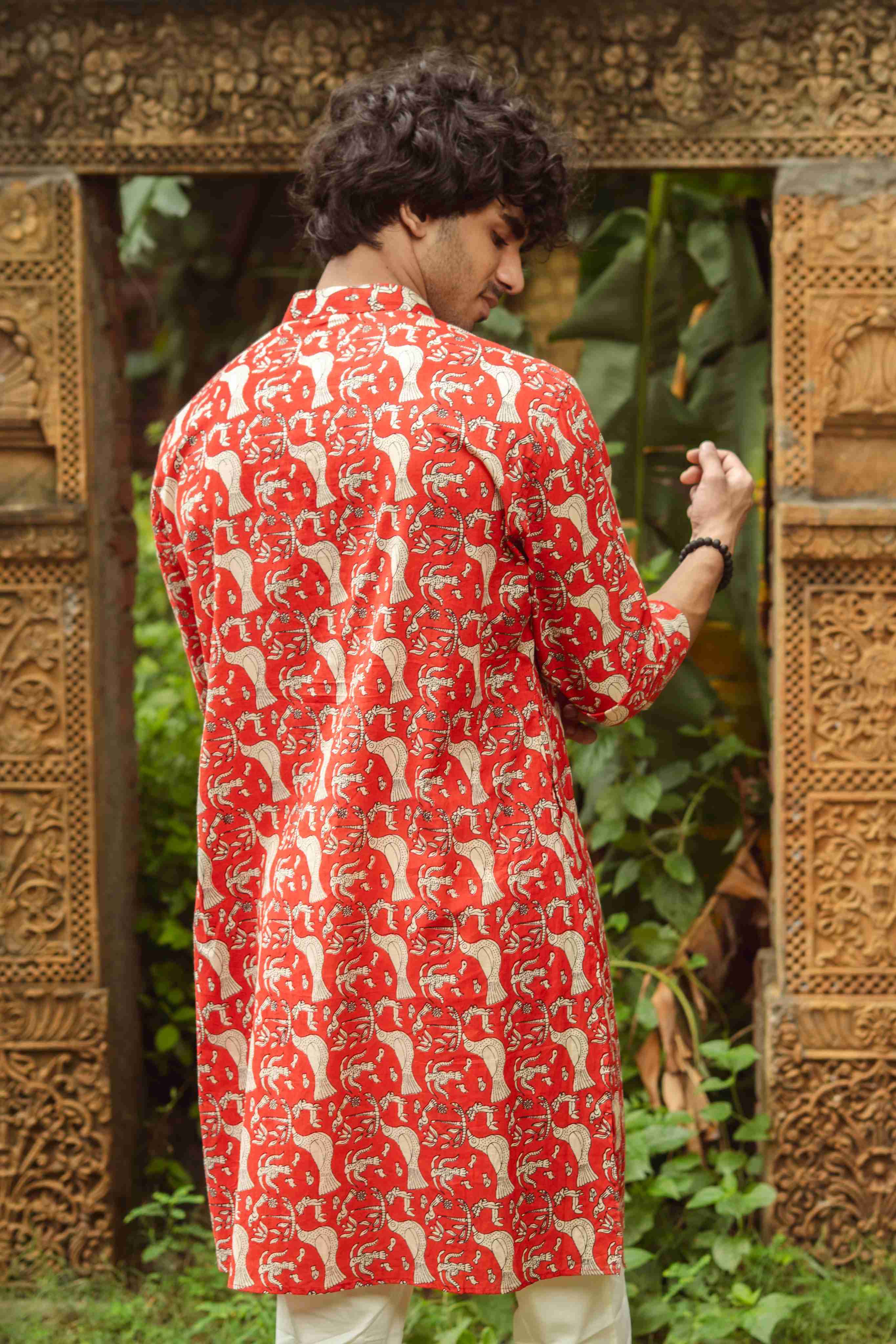 The Red Folk Art Print Long Kurta