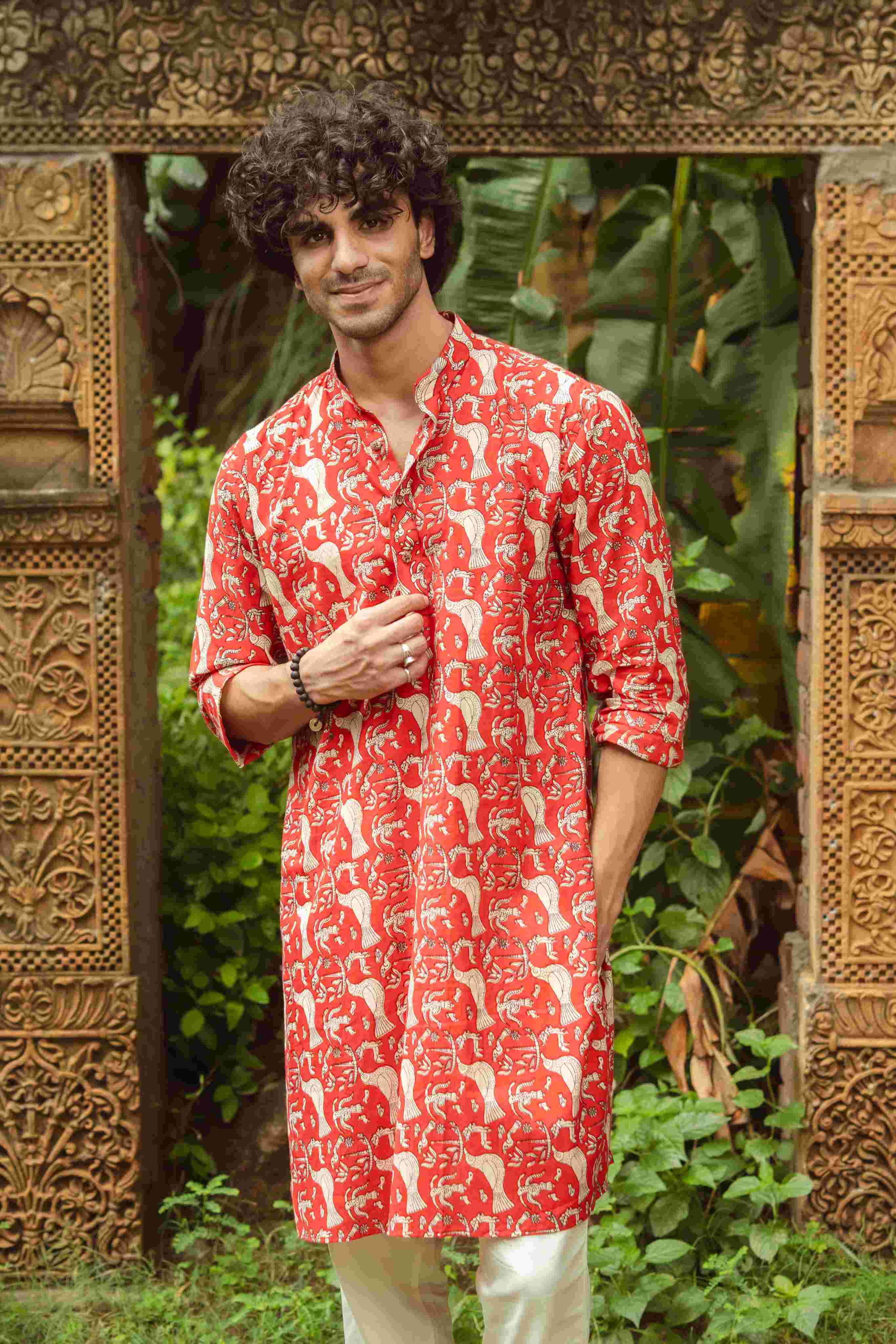The Red Folk Art Print Long Kurta