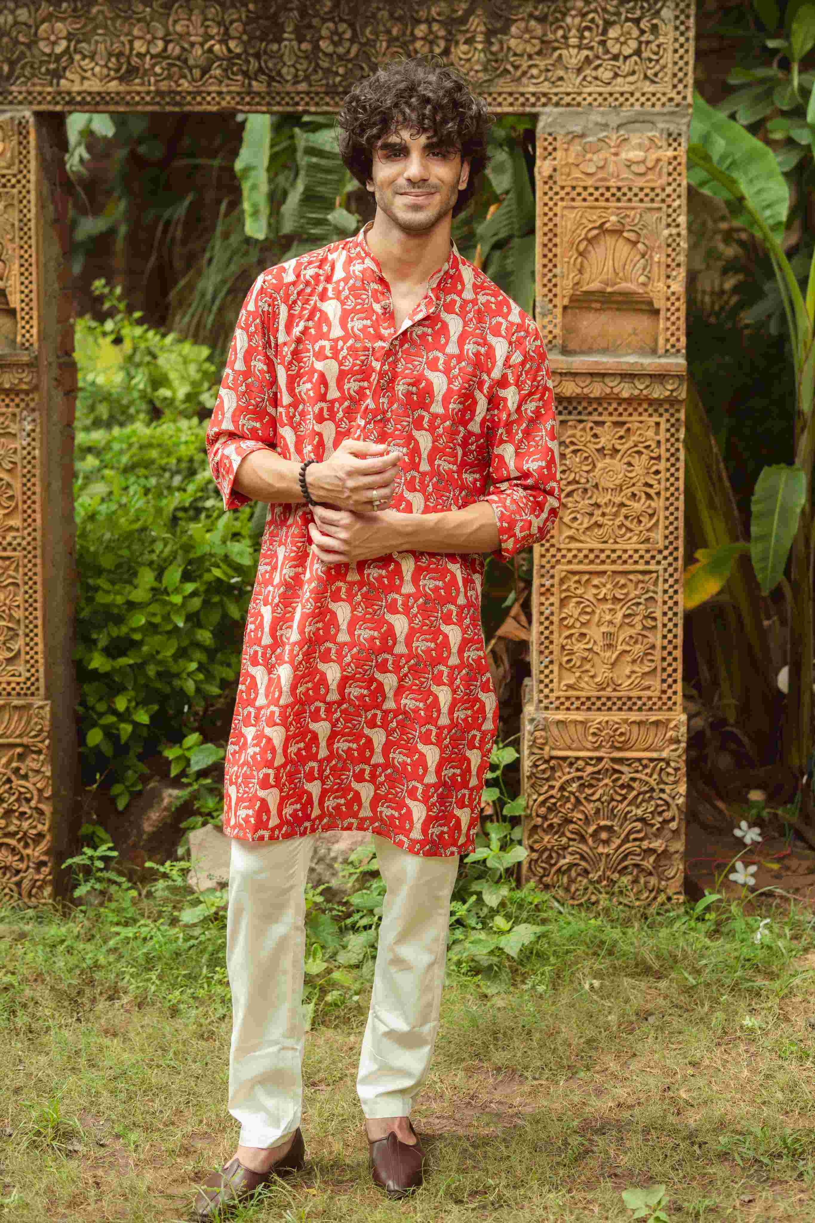 The Red Folk Art Print Long Kurta