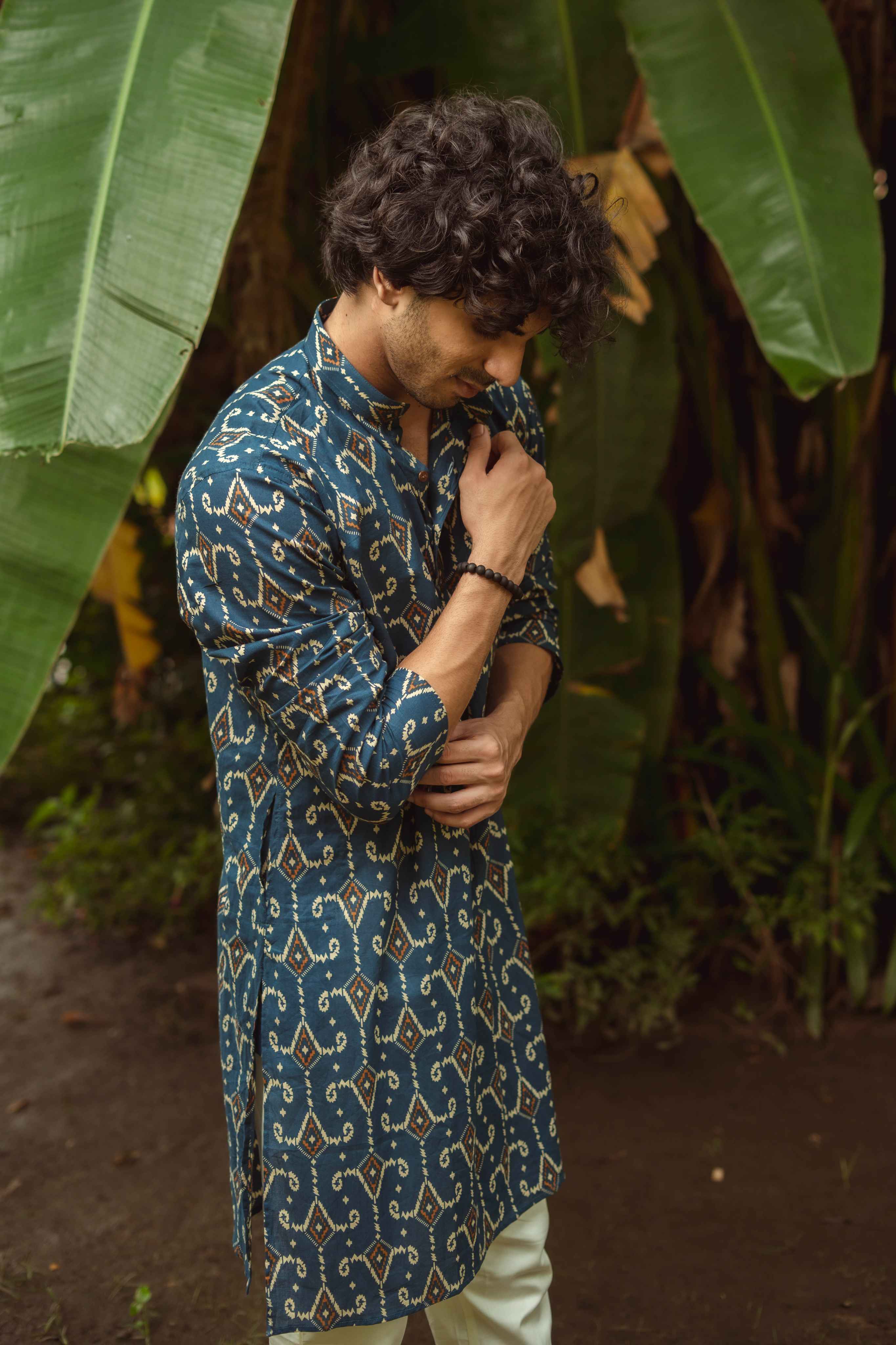 The Blue Diamond Ikat Print Long Kurta