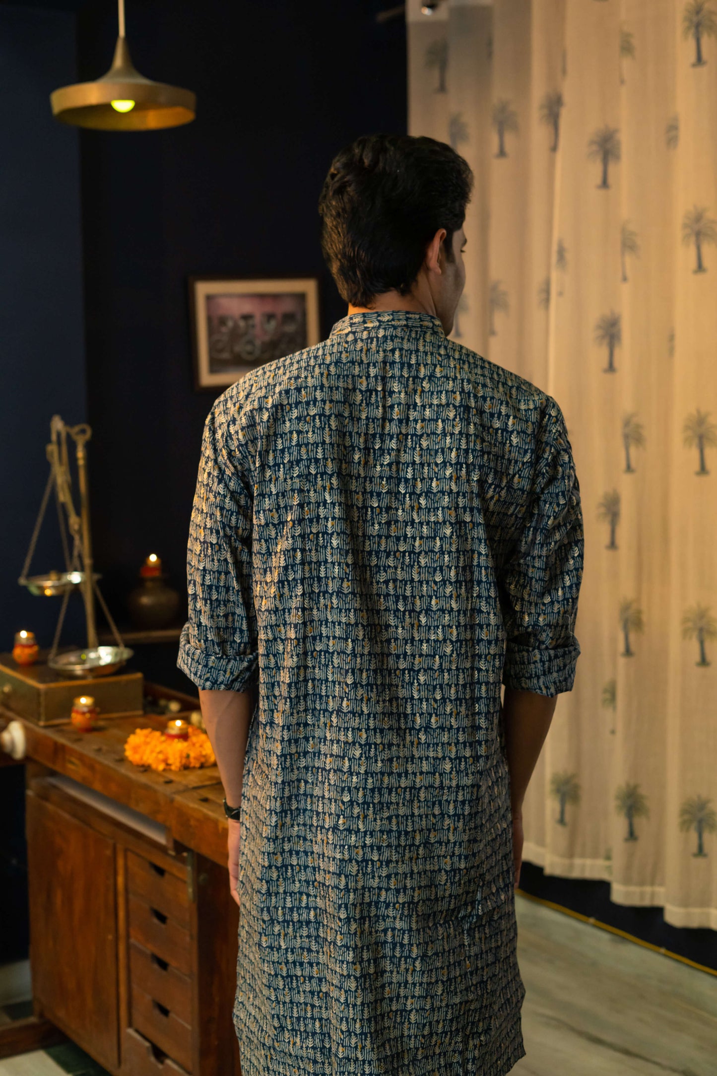 The Muslin Navy Blue All-Over Butti Foil Print Long Kurta