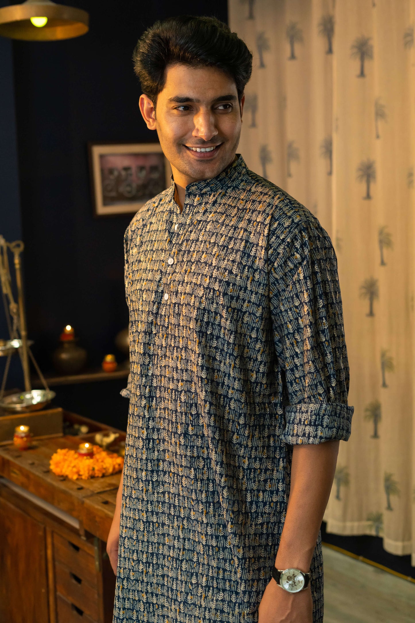 The Muslin Navy Blue All-Over Butti Foil Print Long Kurta