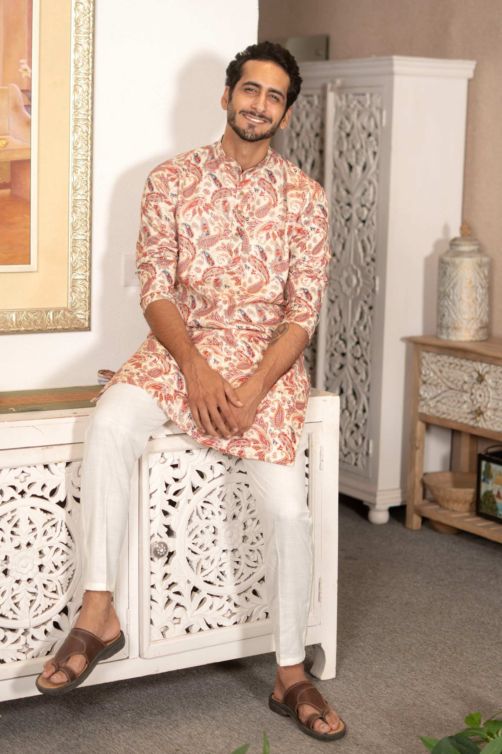 The Off White Long Kurta With Red Paisley Botanical Foil Print