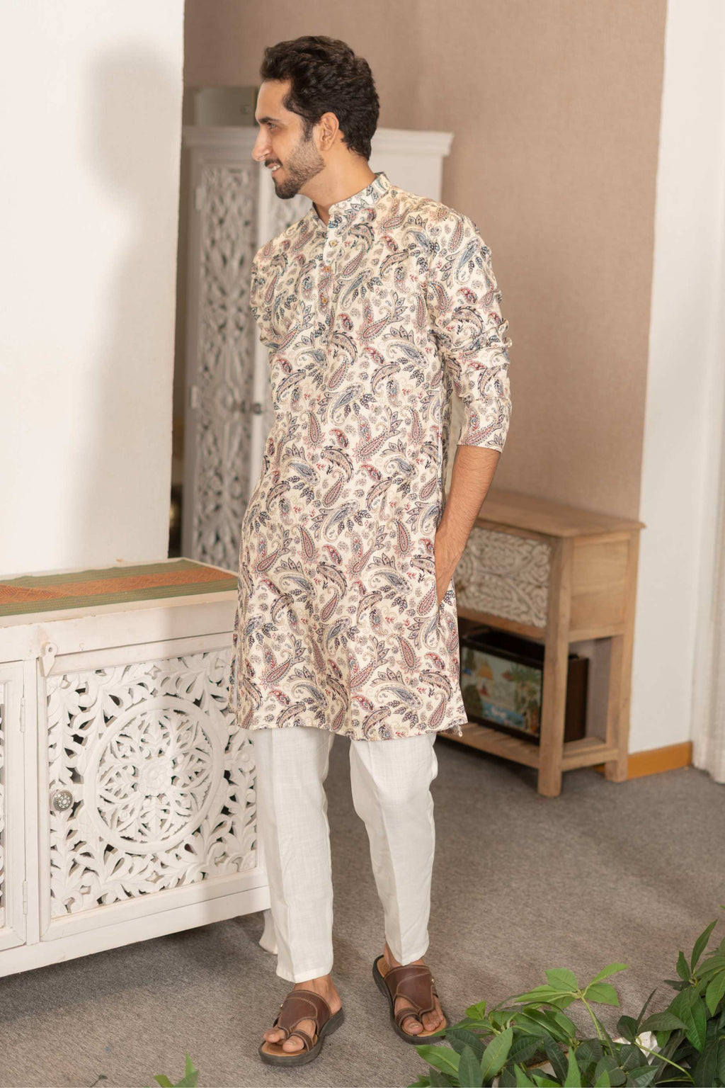 The Off White Long Kurta With Navy and Red Paisley Botanical Foil Print