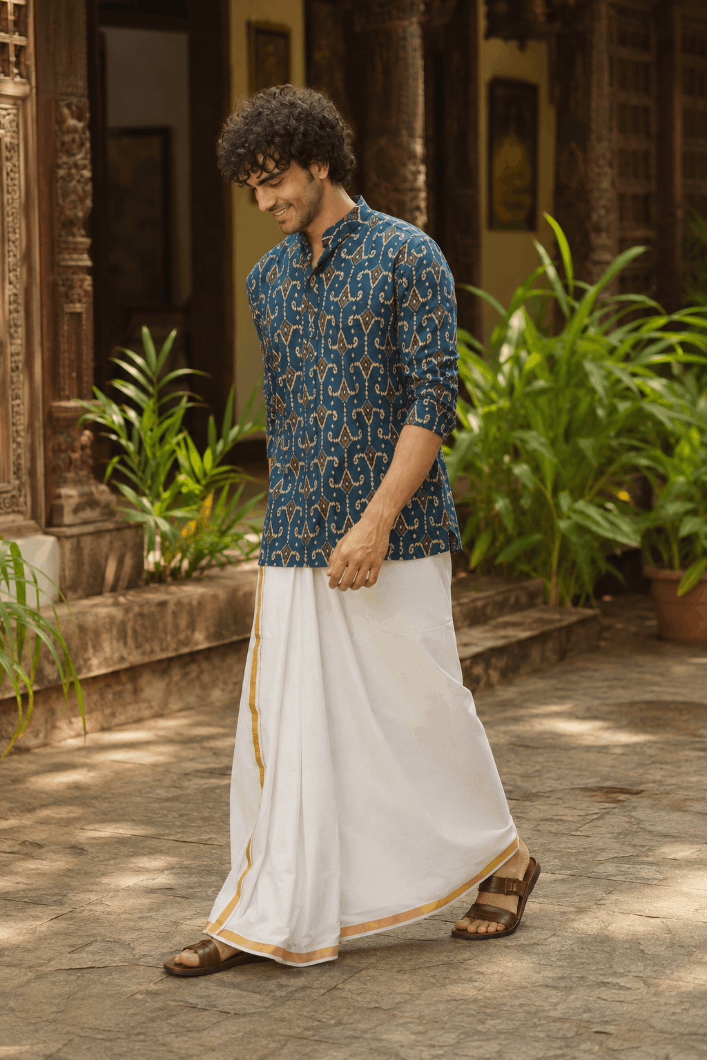 The Blue Diamond Ikat Print Short Kurta