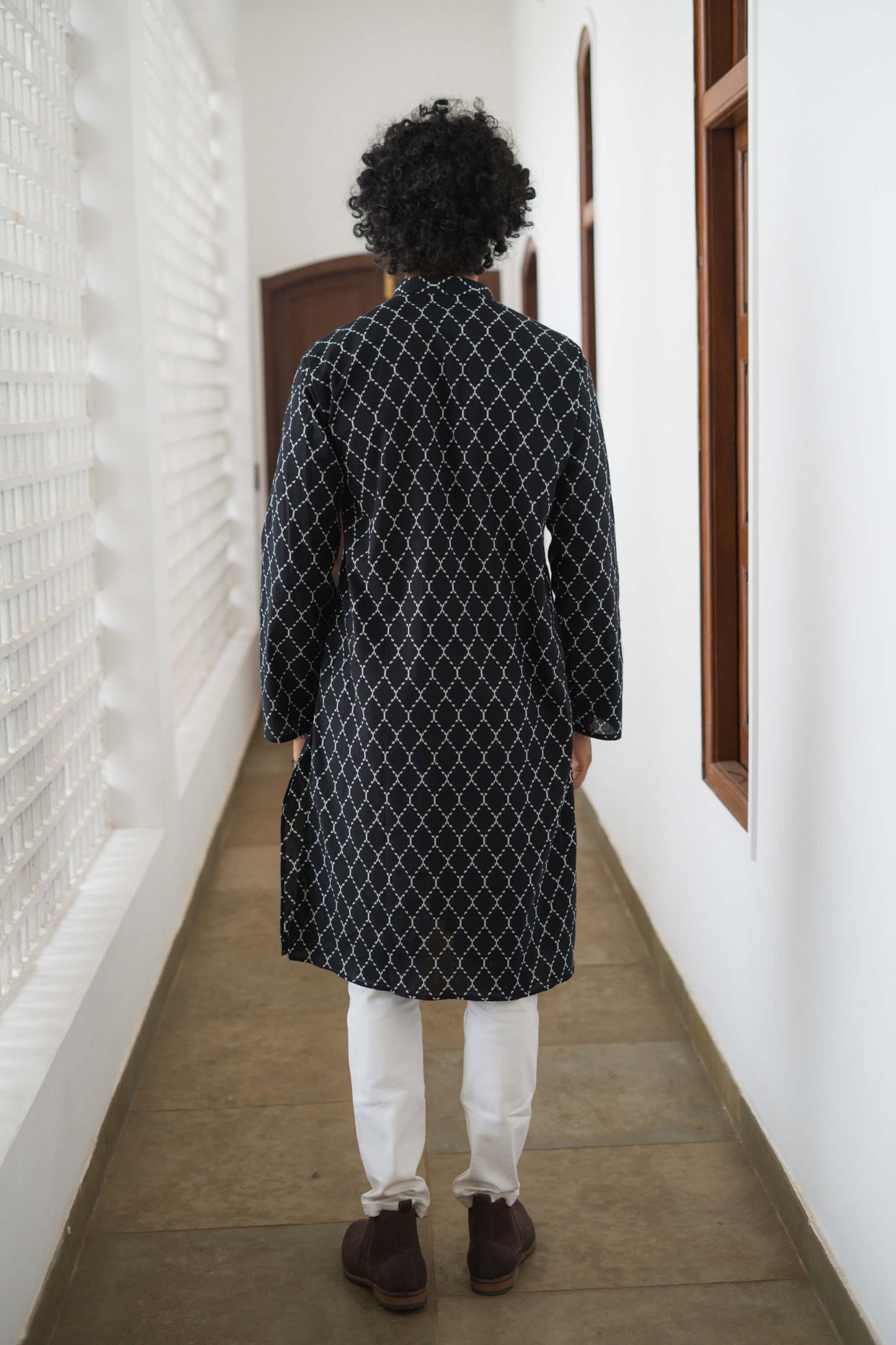 The Black Long Kurta With White Chains Print